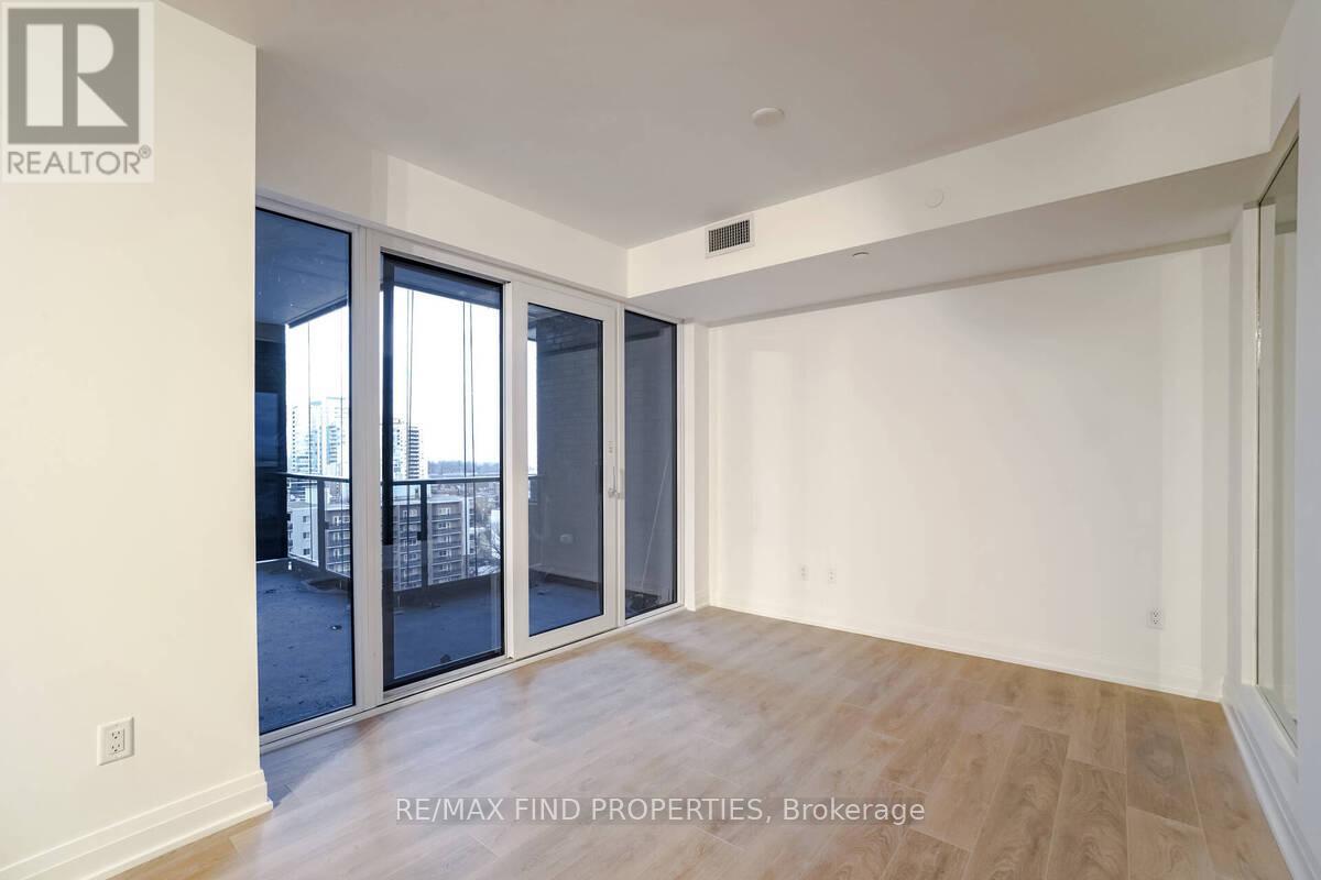 1501 - 21 Park Street E, Mississauga, Ontario  L5G 0C2 - Photo 9 - W12558232