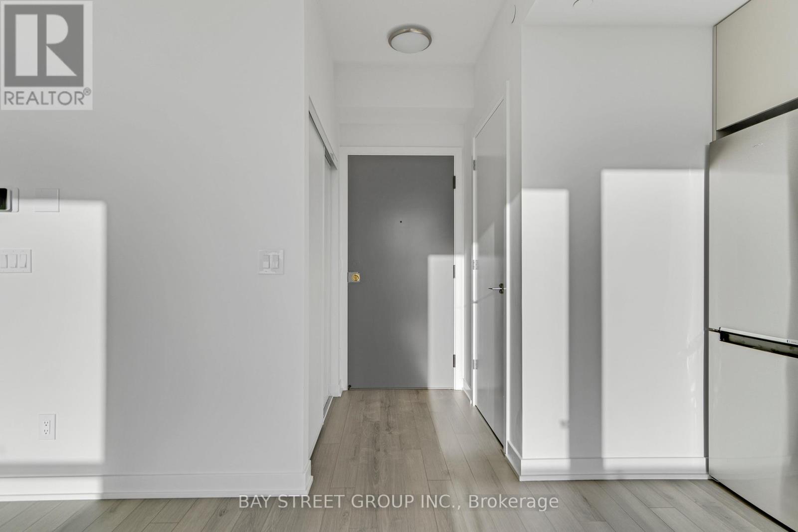 1309 - 3071 Trafalgar Road, Oakville, Ontario  L6H 8C6 - Photo 8 - W12558246