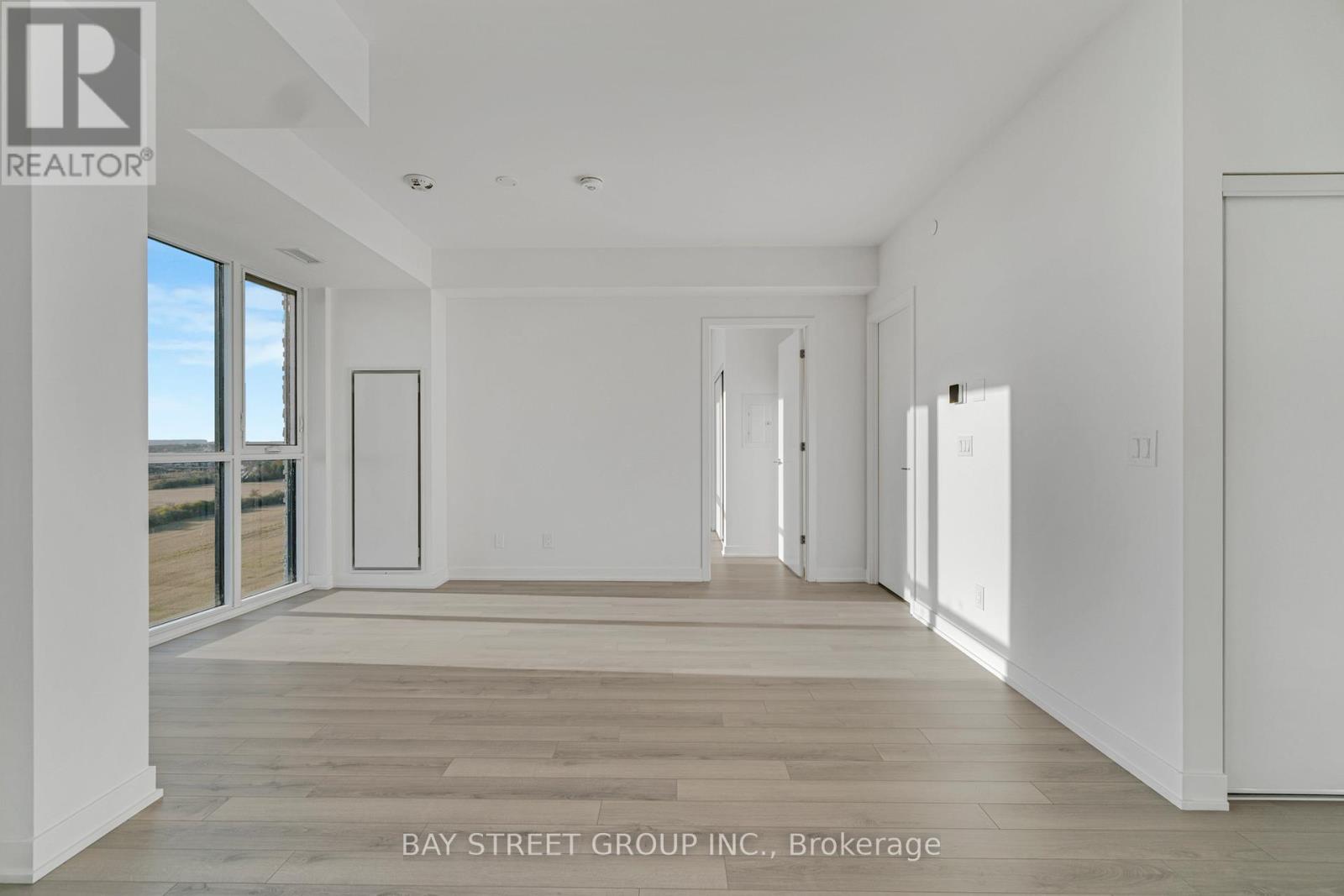 1309 - 3071 Trafalgar Road, Oakville, Ontario  L6H 8C6 - Photo 9 - W12558246