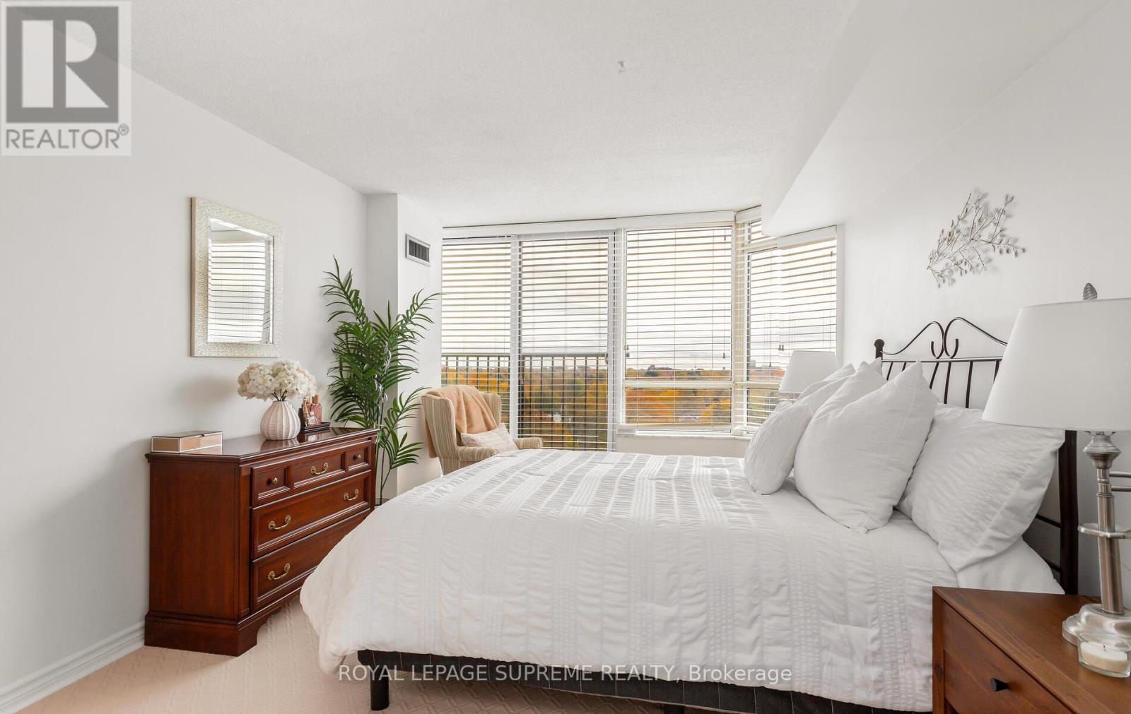 1007 - 1 Aberfoyle Crescent, Toronto, Ontario  M8X 2X8 - Photo 21 - W12558250