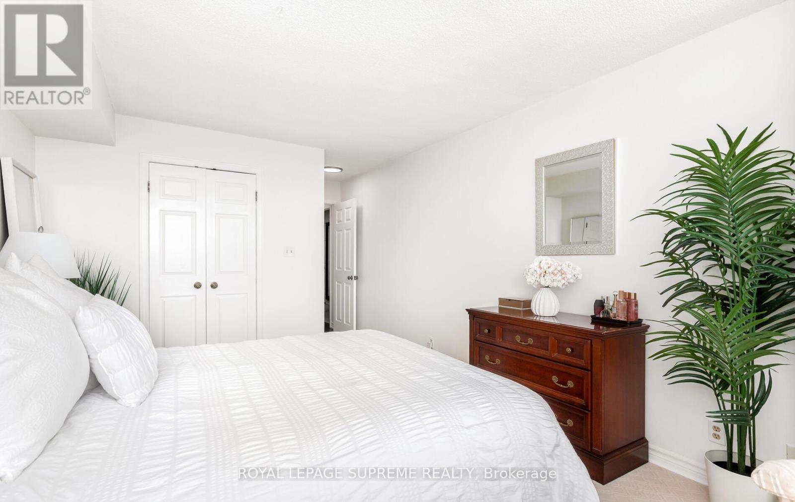 1007 - 1 Aberfoyle Crescent, Toronto, Ontario  M8X 2X8 - Photo 22 - W12558250