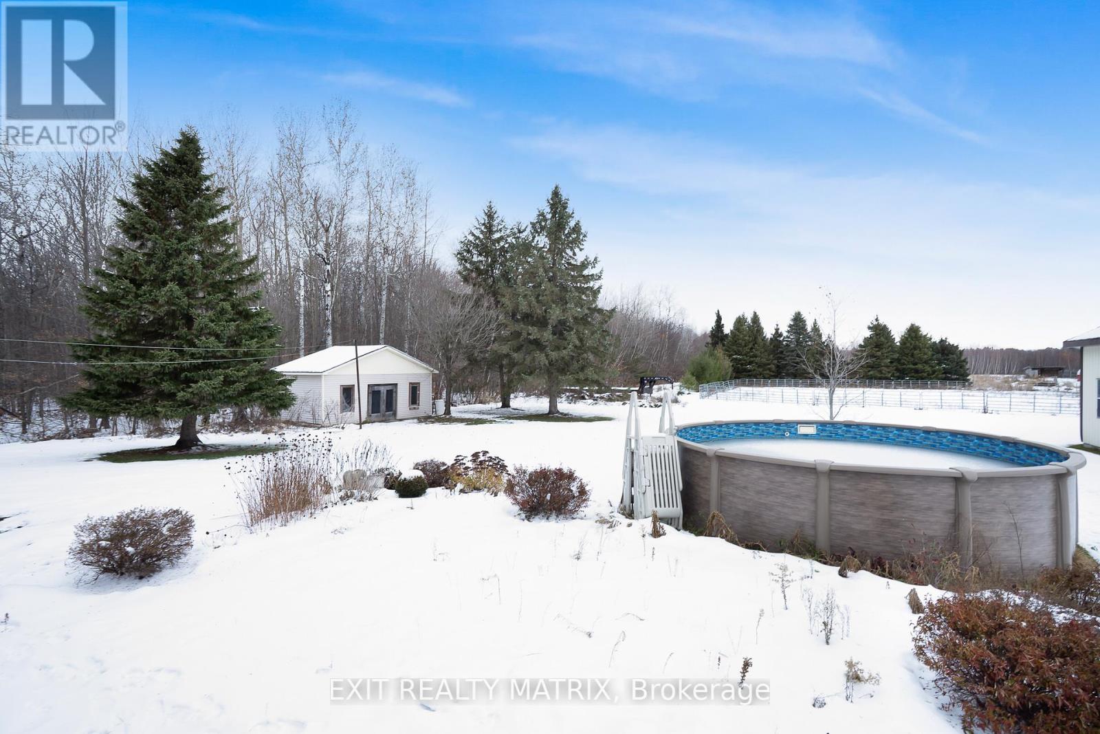 3245 Pattee Road, East Hawkesbury, Ontario  K6A 2R2 - Photo 5 - X12332388