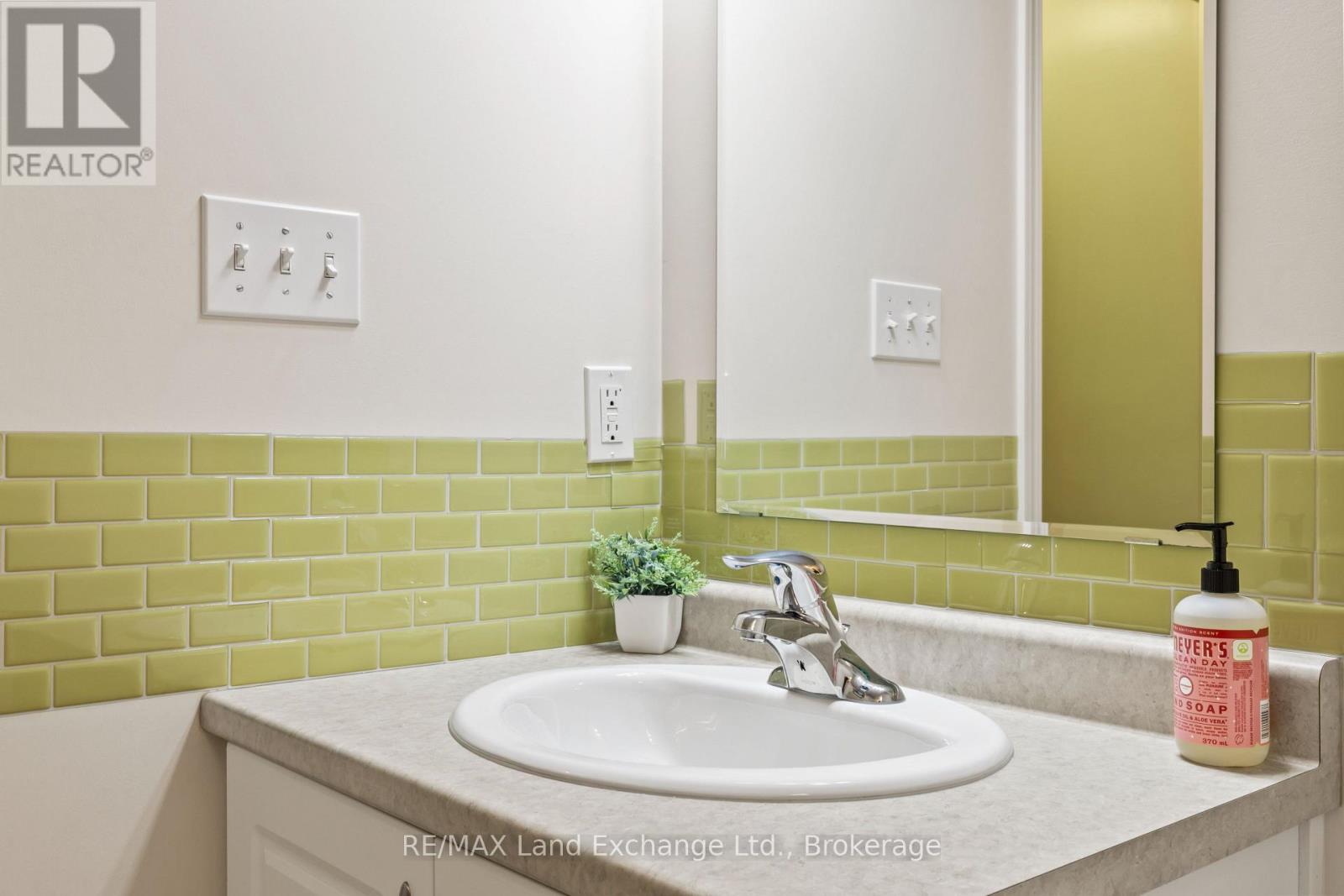 103 - 409 Joseph Street, Saugeen Shores, Ontario  N0H 2C2 - Photo 28 - X12558390