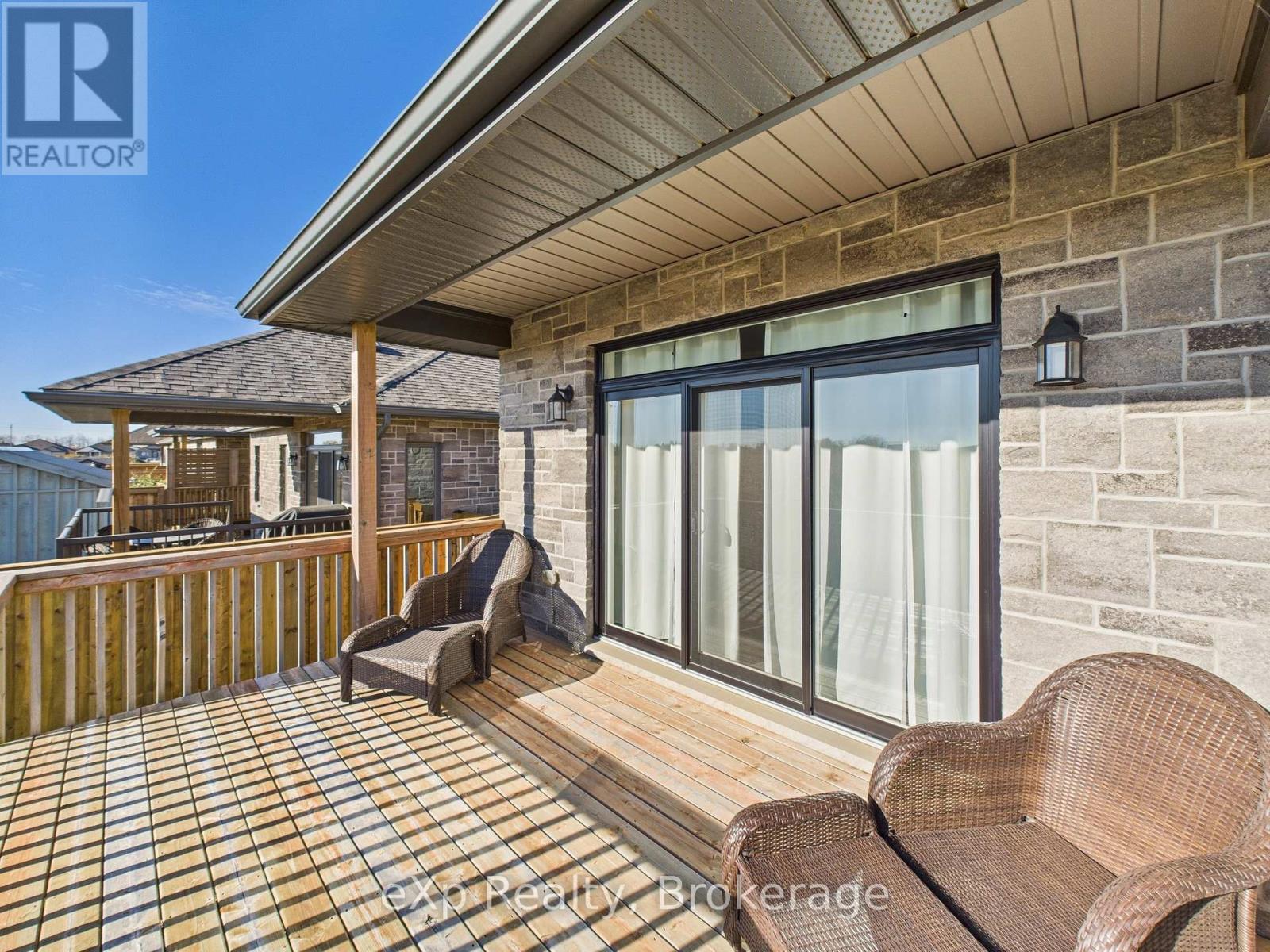 494 Ivings Drive, Saugeen Shores, Ontario  N0H 2C0 - Photo 11 - X12558504