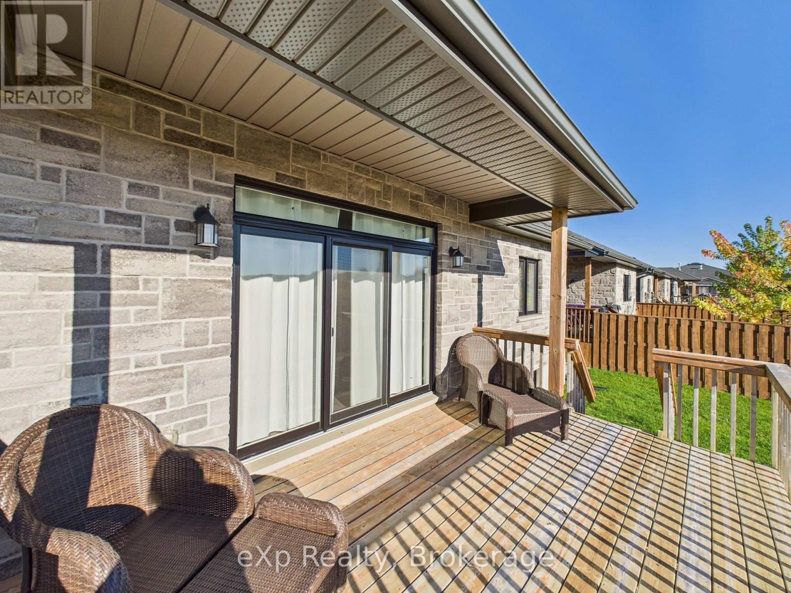 494 Ivings Drive, Saugeen Shores, Ontario  N0H 2C0 - Photo 13 - X12558504