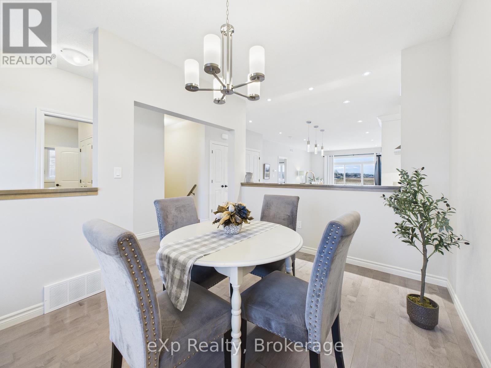 494 Ivings Drive, Saugeen Shores, Ontario  N0H 2C0 - Photo 16 - X12558504