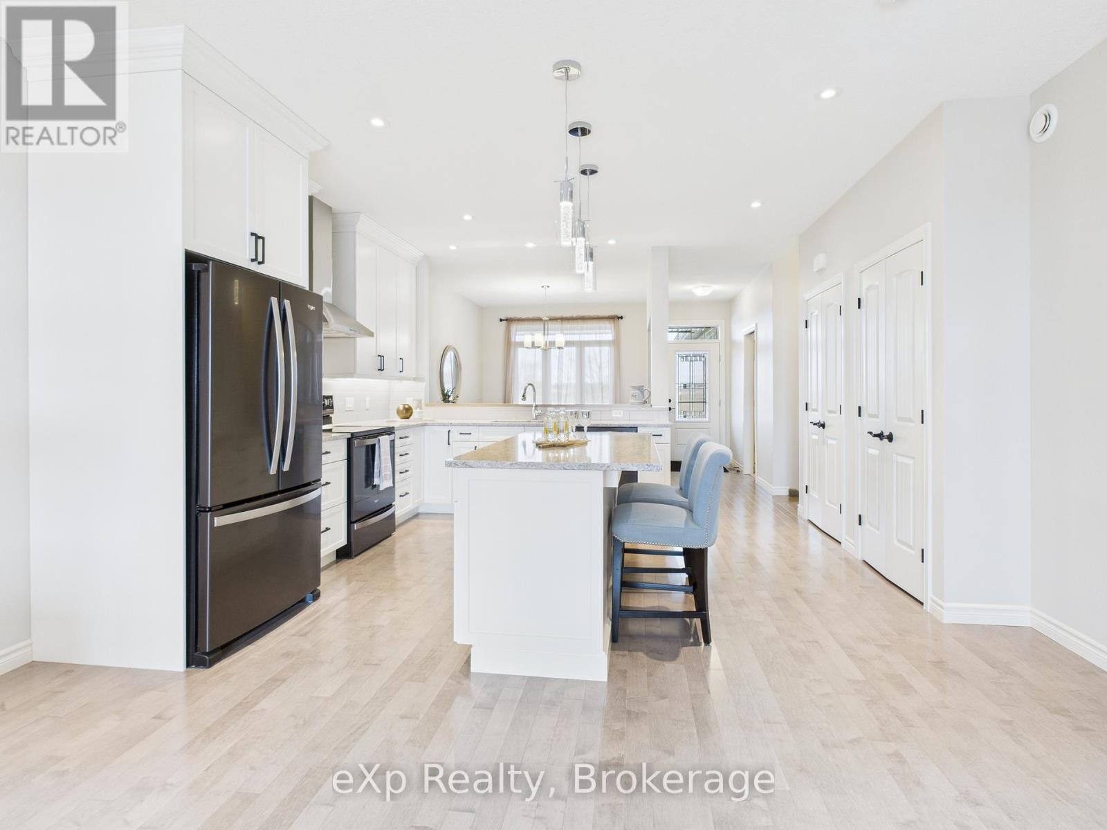 494 Ivings Drive, Saugeen Shores, Ontario  N0H 2C0 - Photo 17 - X12558504