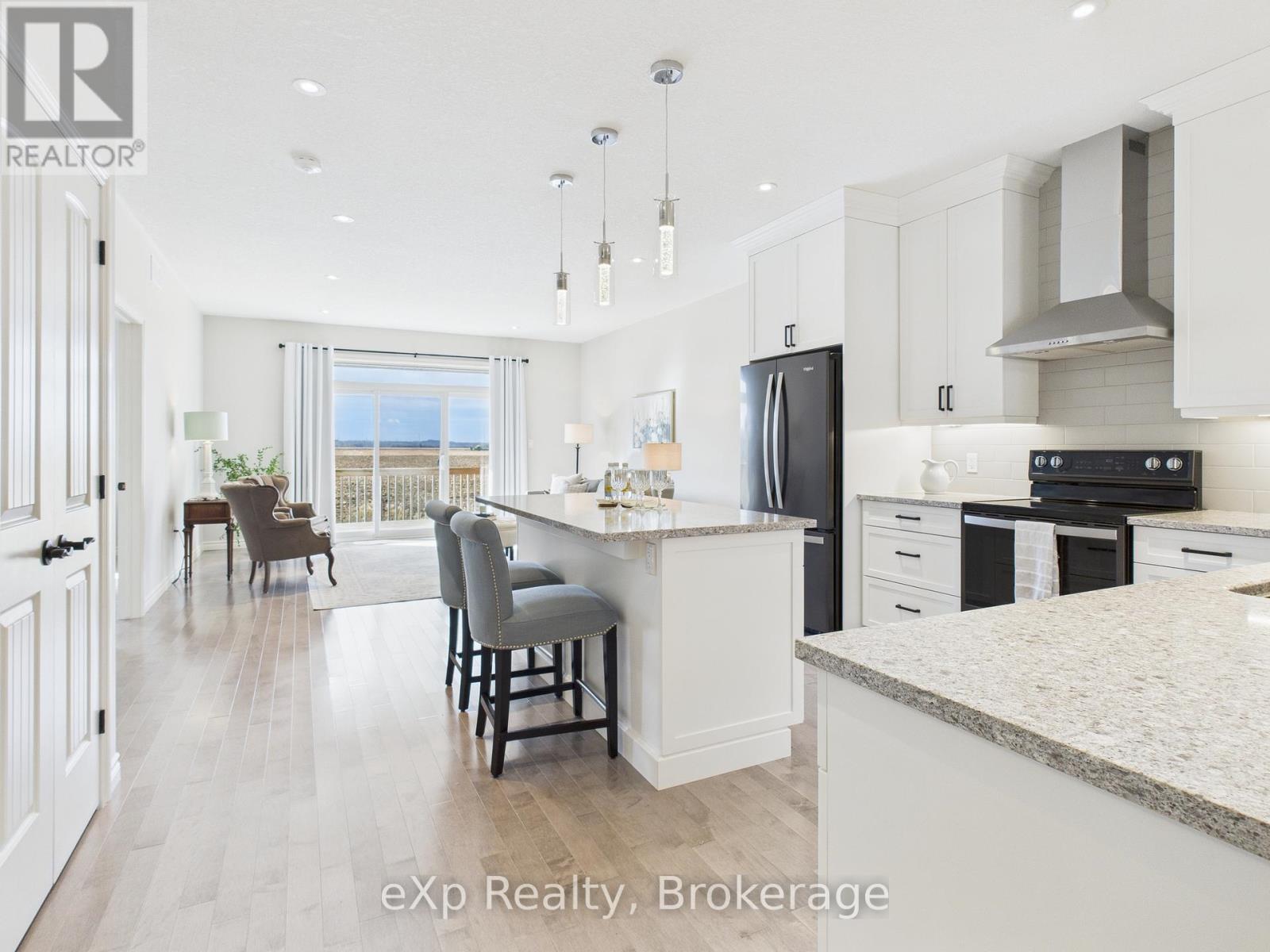 494 Ivings Drive, Saugeen Shores, Ontario  N0H 2C0 - Photo 19 - X12558504