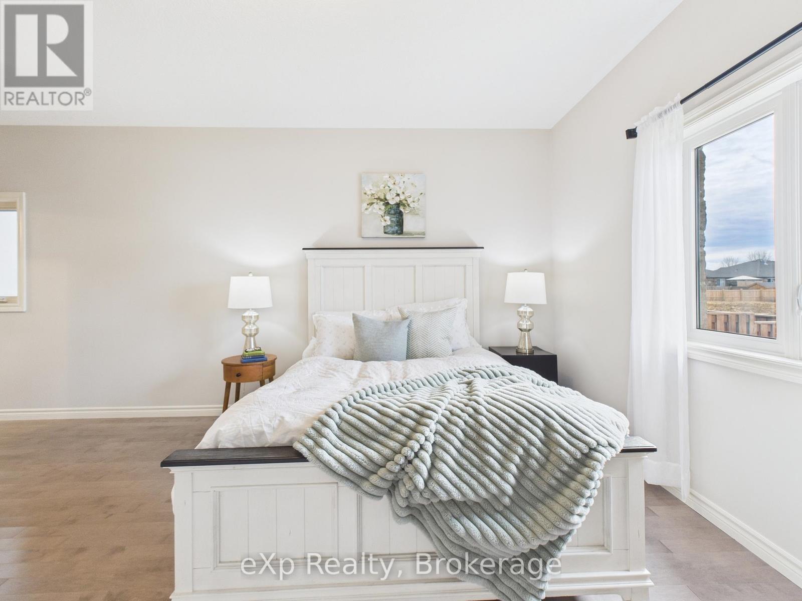 494 Ivings Drive, Saugeen Shores, Ontario  N0H 2C0 - Photo 25 - X12558504