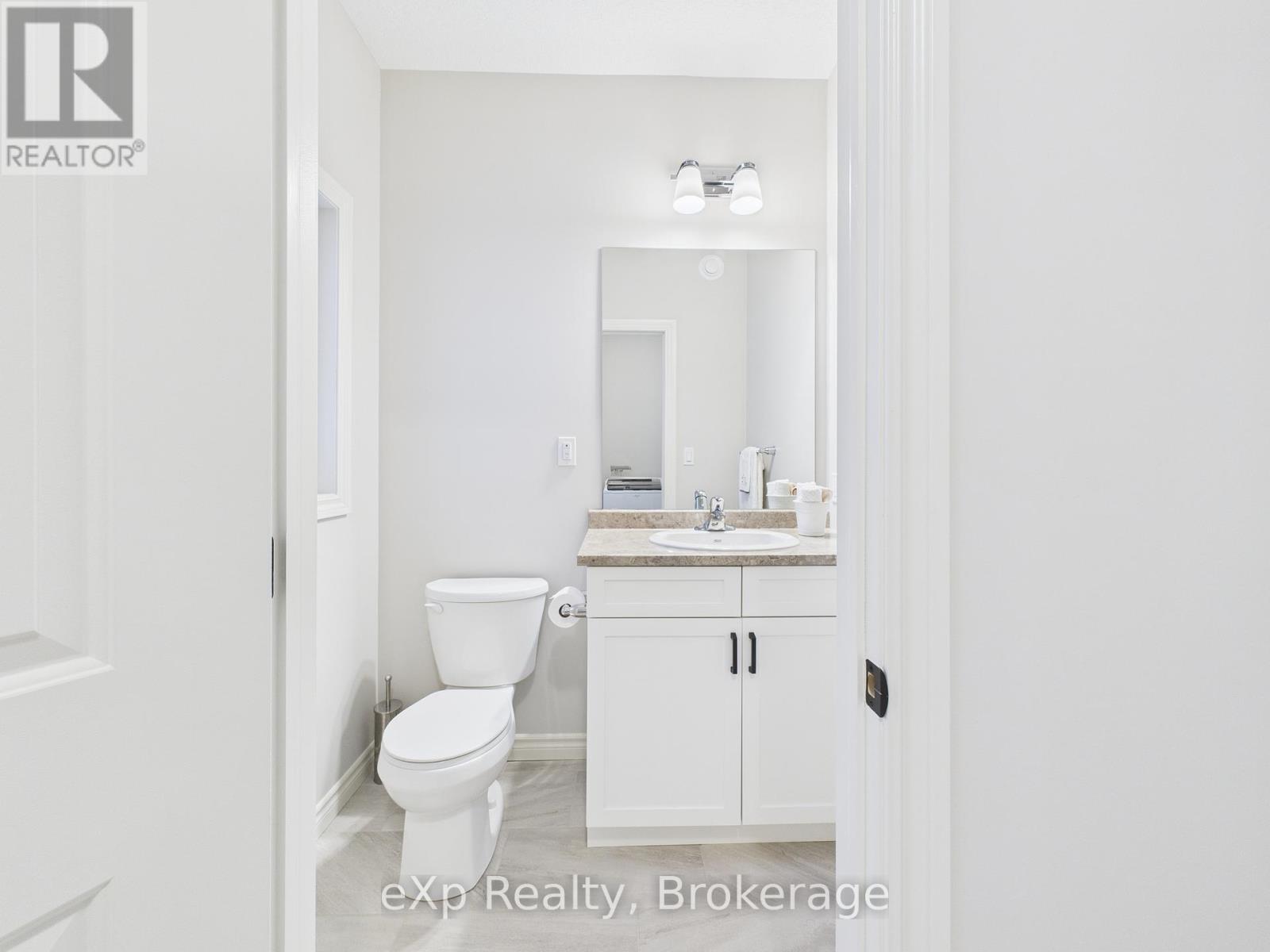 494 Ivings Drive, Saugeen Shores, Ontario  N0H 2C0 - Photo 30 - X12558504