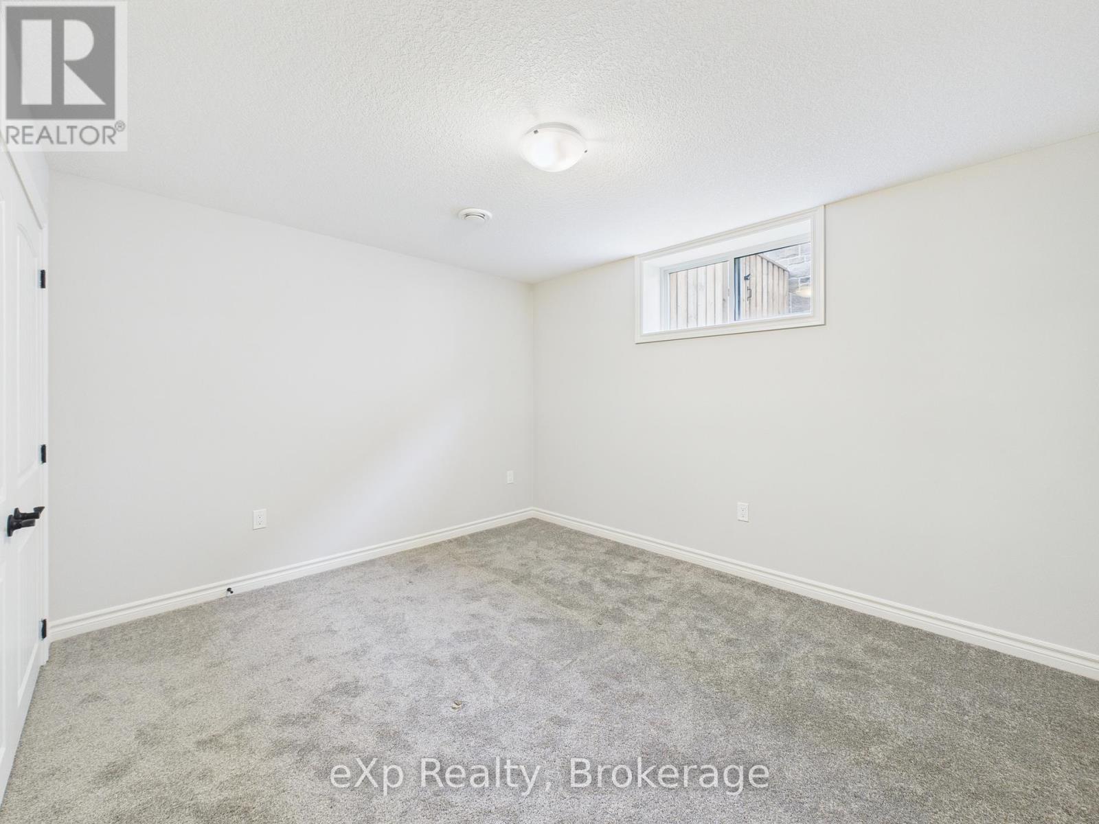 494 Ivings Drive, Saugeen Shores, Ontario  N0H 2C0 - Photo 43 - X12558504