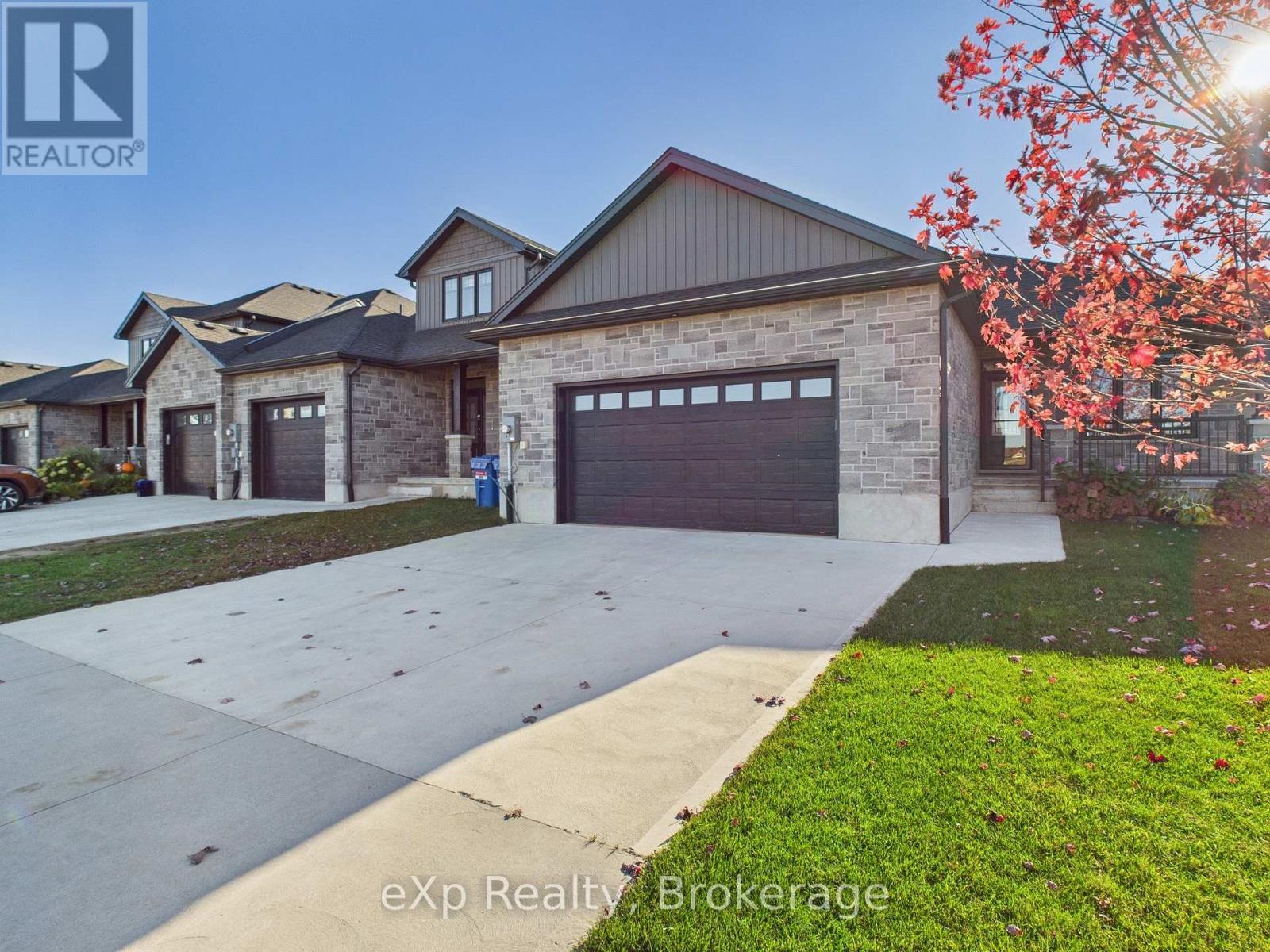 494 Ivings Drive, Saugeen Shores, Ontario  N0H 2C0 - Photo 5 - X12558504