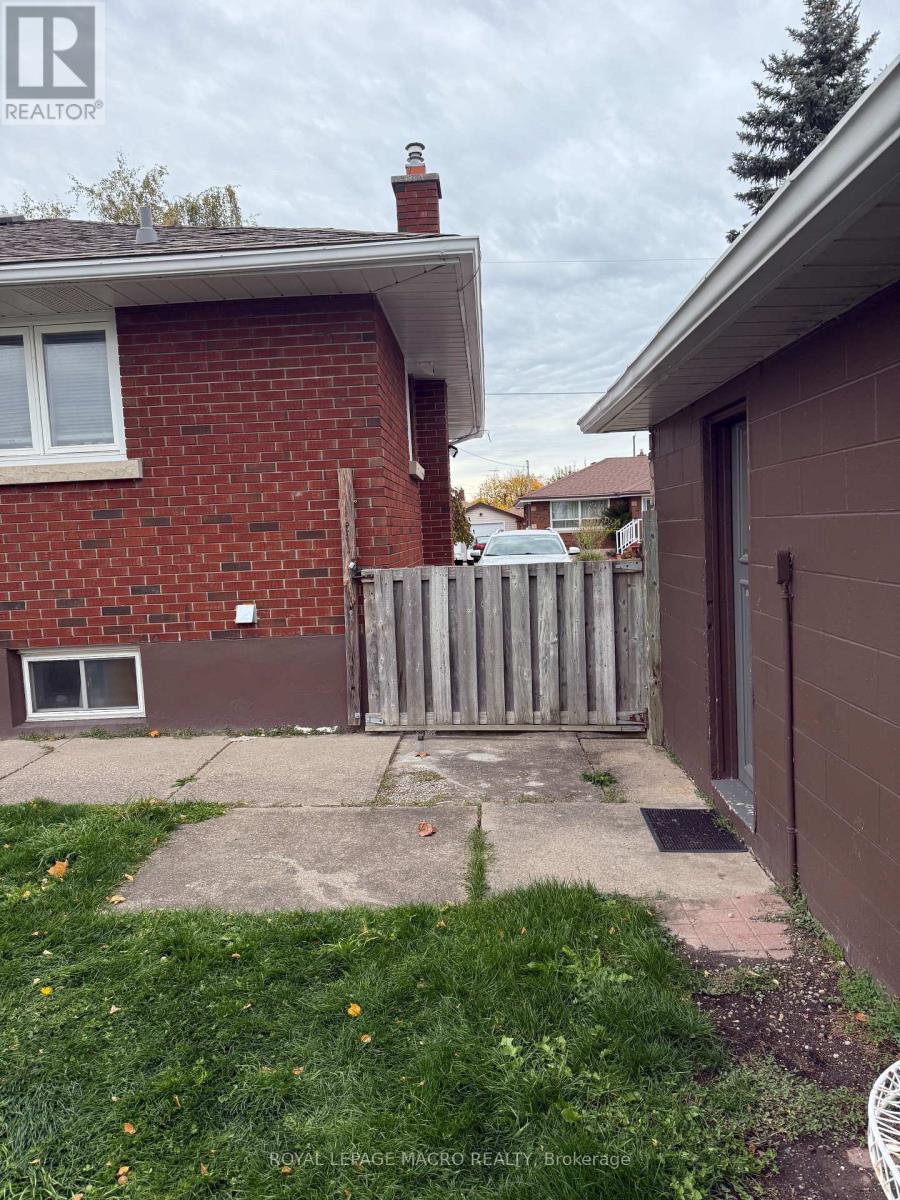 #lower - 8 Myrtle Avenue, St. Catharines, Ontario  L2M 5W1 - Photo 13 - X12558226