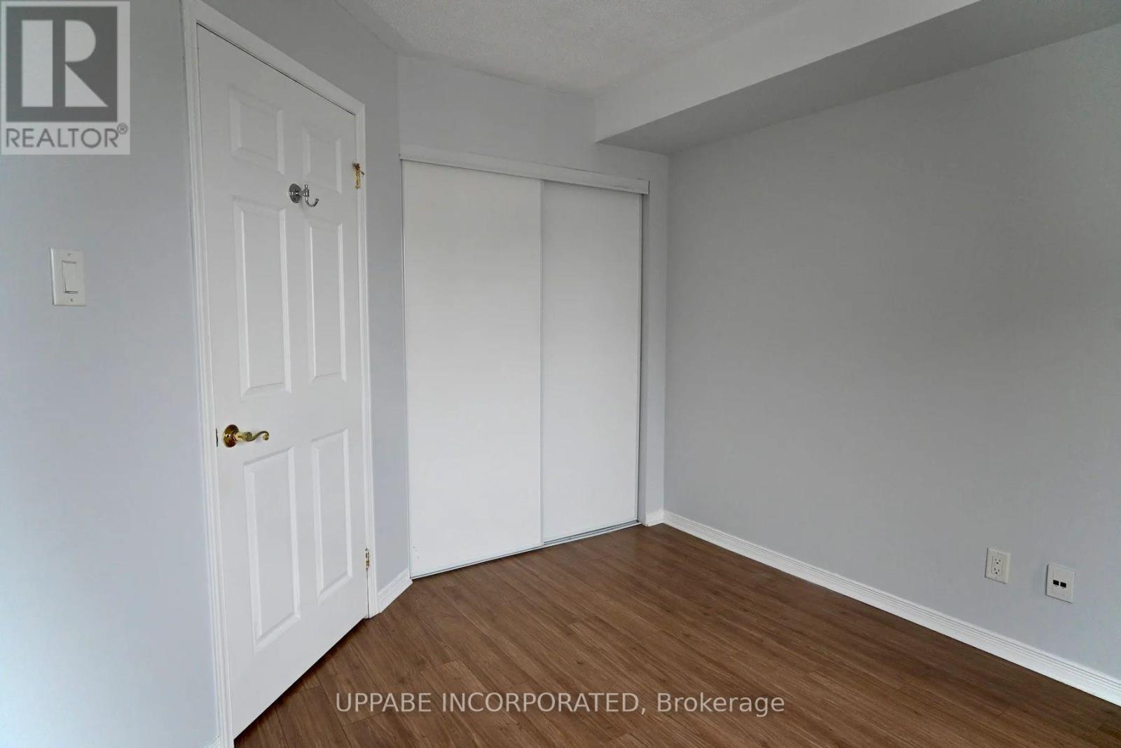 6a - 310 Central Park Drive, Ottawa, Ontario K2C 4G4 - Photo 7 - X12470744