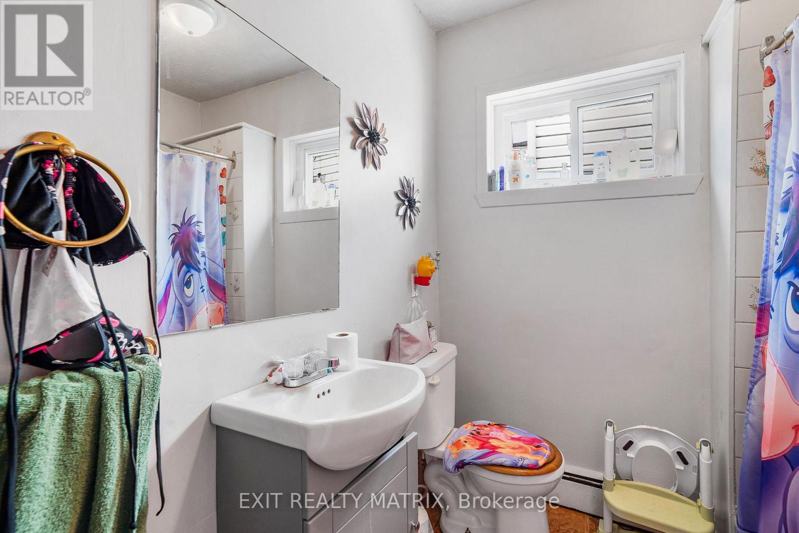 712-718 Main Street E, Hawkesbury, Ontario K6A 1B4 - Photo 13 - X12287717