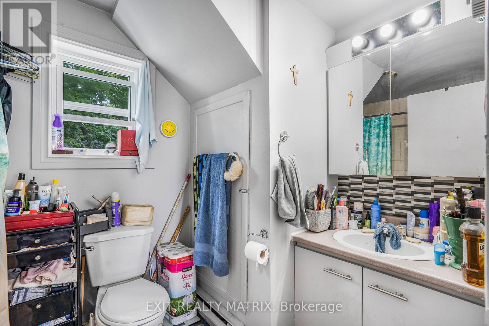 712-718 Main Street E, Hawkesbury, Ontario K6A 1B4 - Photo 32 - X12287717