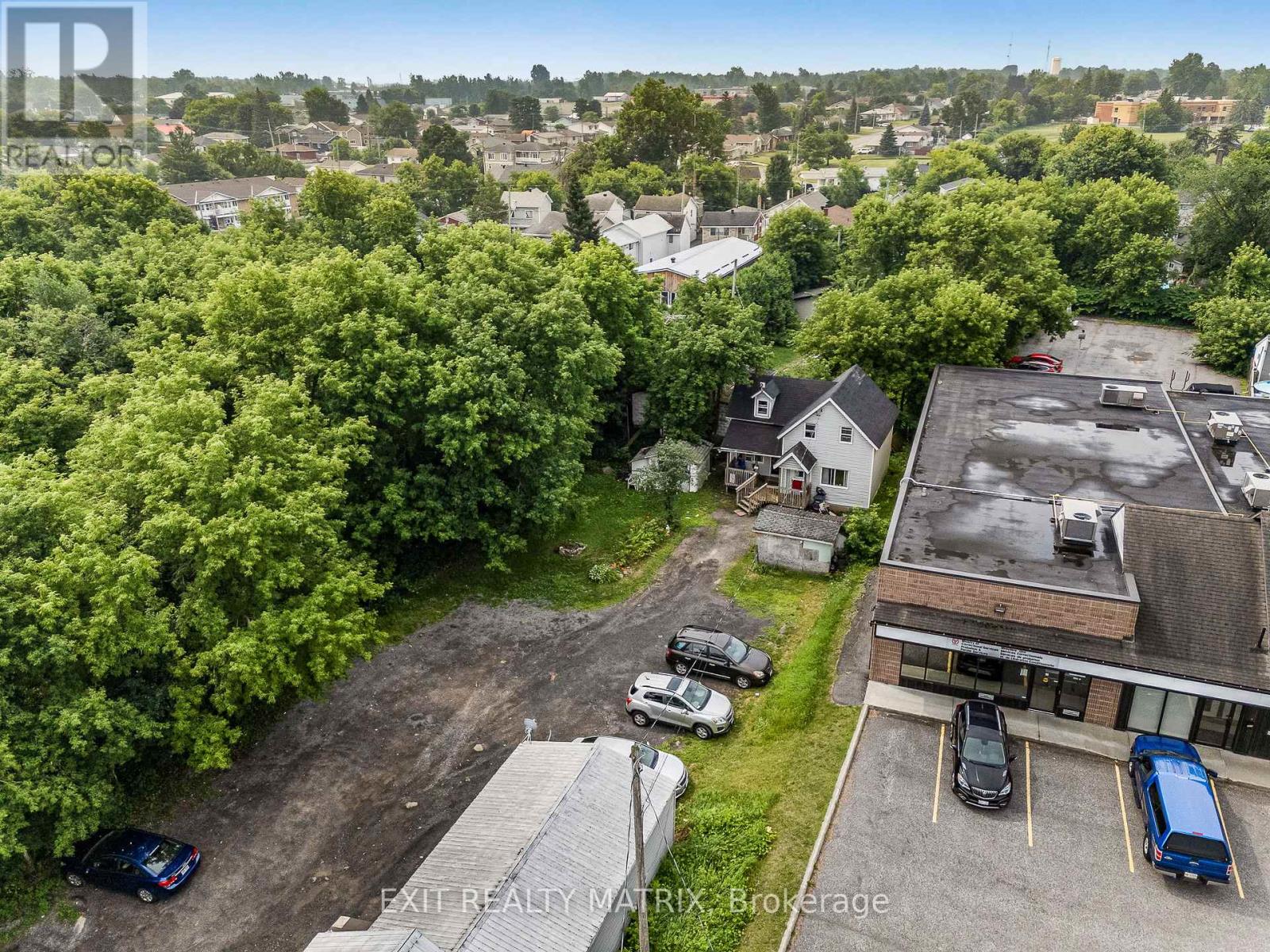 712-718 Main Street E, Hawkesbury, Ontario K6A 1B4 - Photo 33 - X12287717