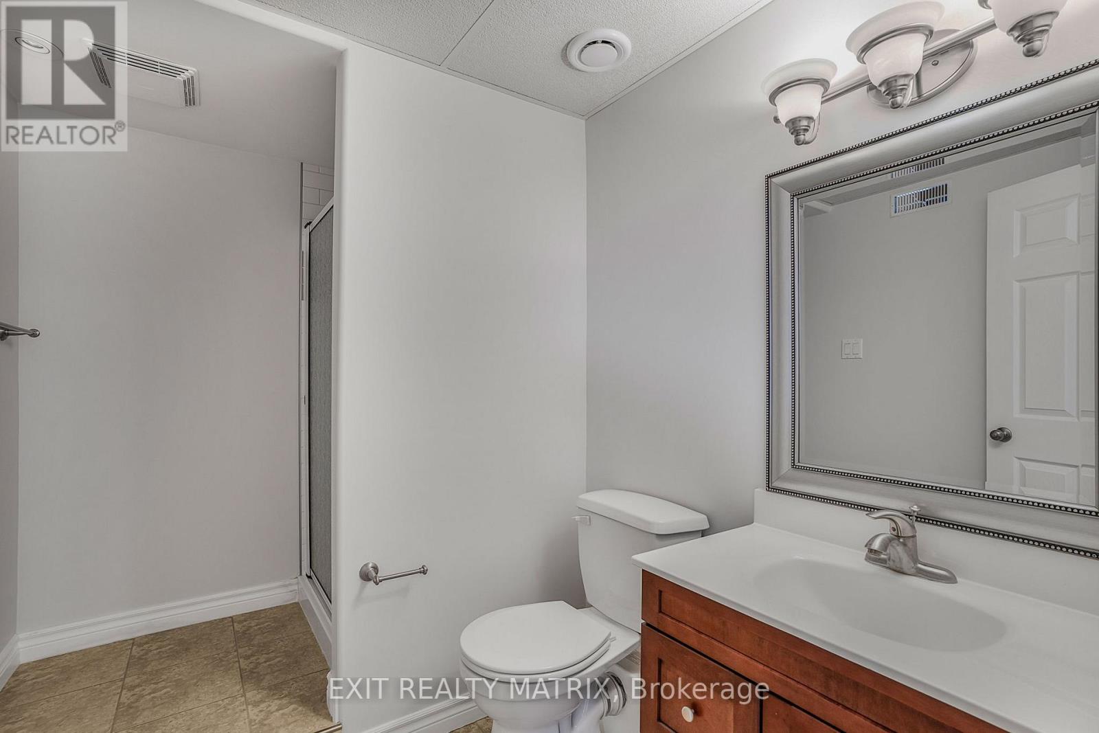 1582 Sandy Hill Road, Champlain, Ontario  K6A 2R2 - Photo 29 - X12462315