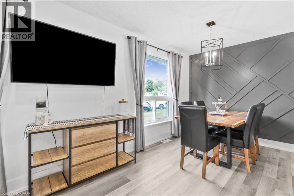 16 Roxborough Court, St. Catharines, Ontario  L2M 6E3 - Photo 23 - 40772856