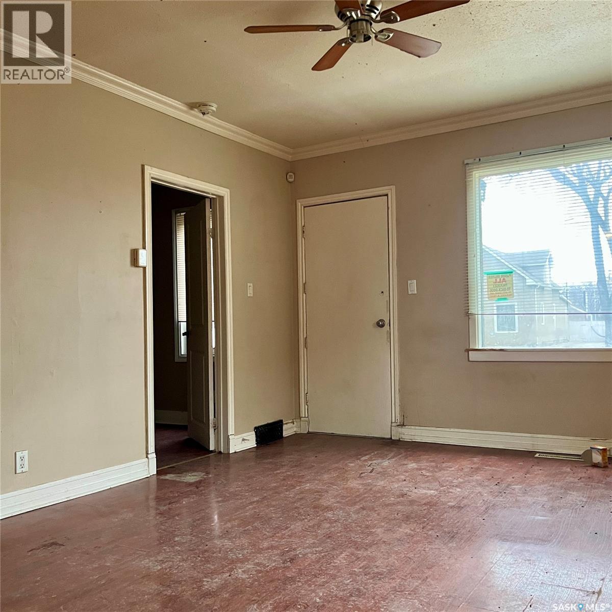 1225 B Avenue N, Saskatoon, Saskatchewan  S7L 1G4 - Photo 6 - SK024320