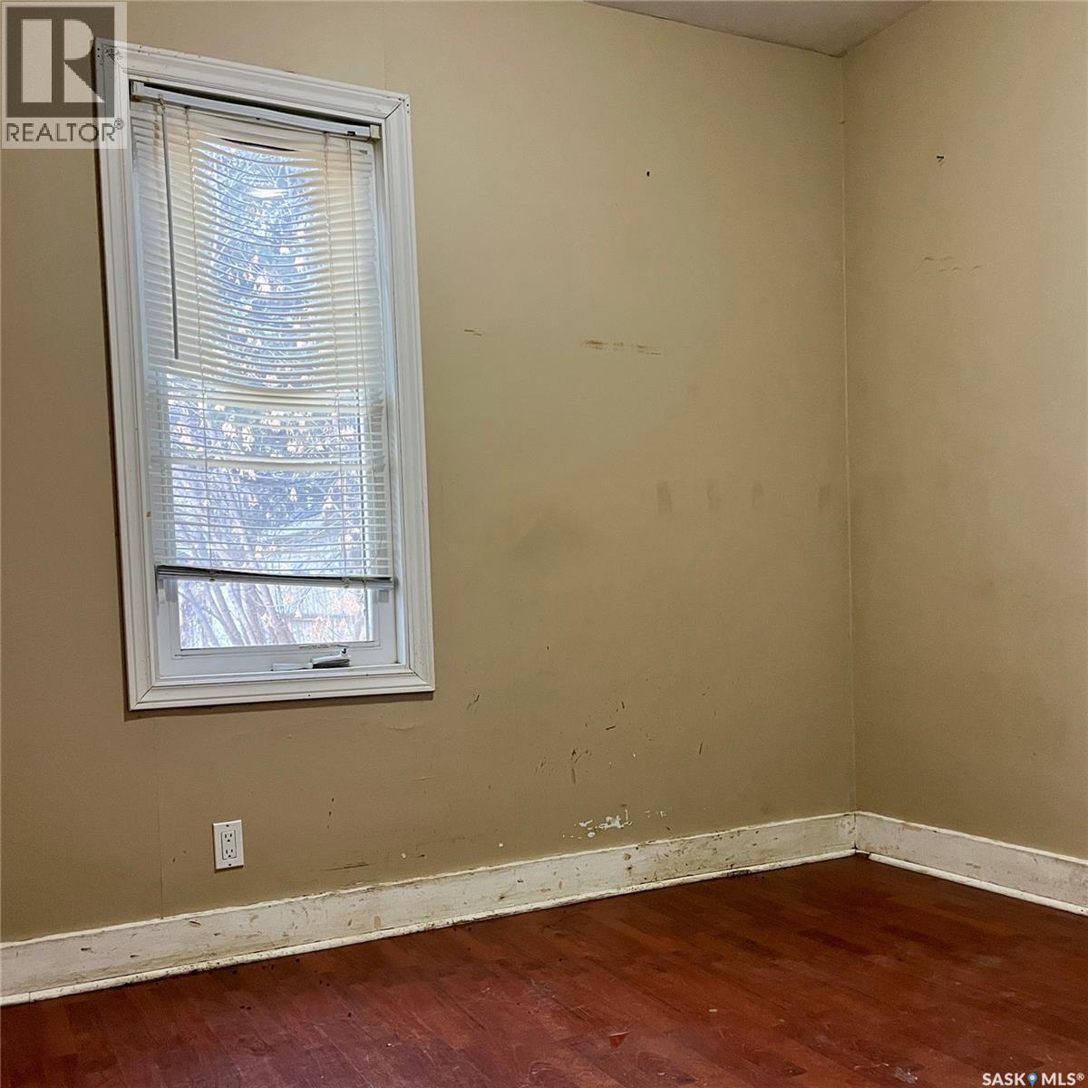 1225 B Avenue N, Saskatoon, Saskatchewan  S7L 1G4 - Photo 8 - SK024320