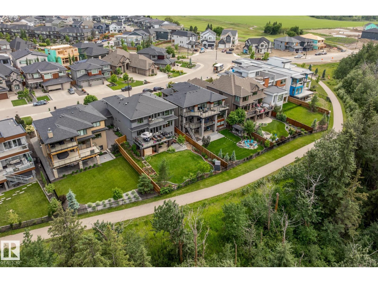 699 Howatt Dr Sw, Edmonton, Alberta  T6W 3K3 - Photo 4 - E4445867