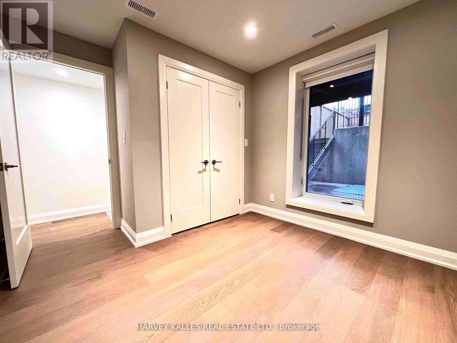 1 - 24 Sullivan Street, Toronto, Ontario  M5T 1B9 - Photo 7 - C12558276