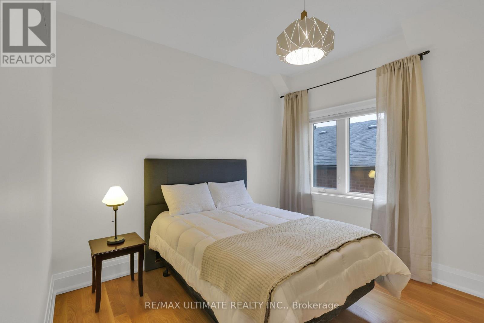 743 Glencairn Avenue, Toronto, Ontario  M6B 1Z9 - Photo 24 - C12558336