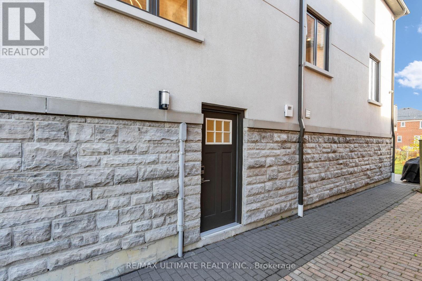 743 Glencairn Avenue, Toronto, Ontario  M6B 1Z9 - Photo 45 - C12558336