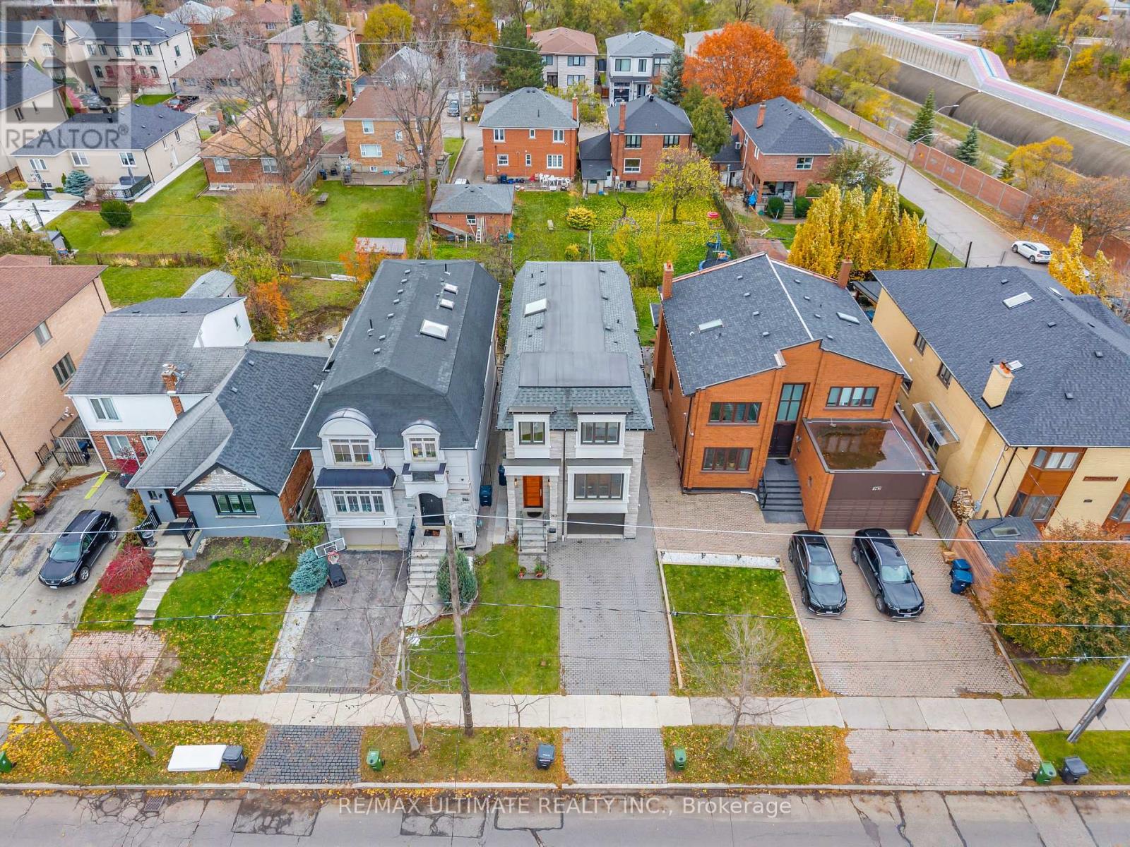 743 Glencairn Avenue, Toronto, Ontario  M6B 1Z9 - Photo 49 - C12558336