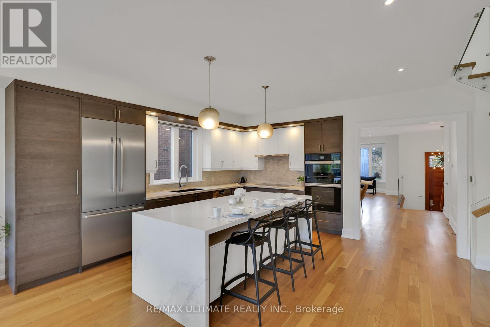 743 Glencairn Avenue, Toronto, Ontario  M6B 1Z9 - Photo 8 - C12558336