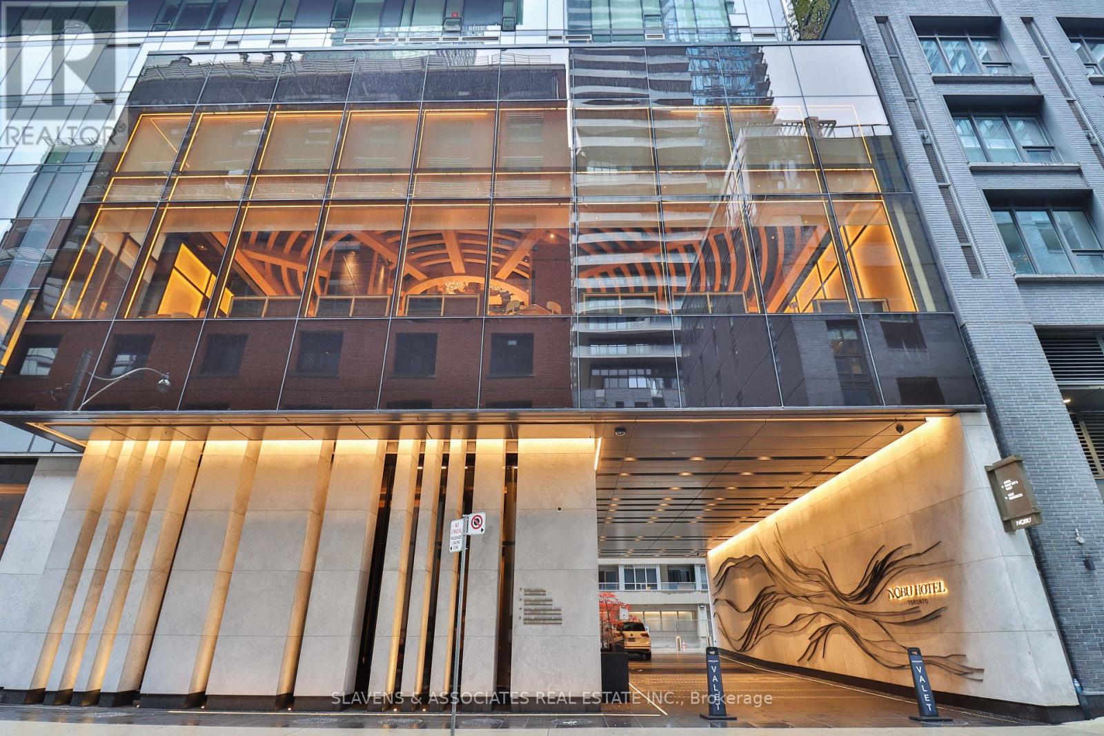 1614 - 35 MERCER STREET, Toronto, Ontario