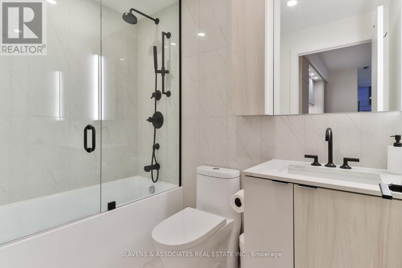 1614 - 35 Mercer Street, Toronto, Ontario  M5V 1H2 - Photo 17 - C12558376