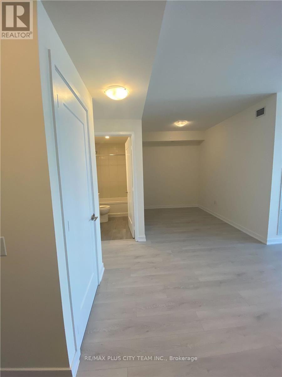 5106 - 28 Freeland Street, Toronto, Ontario  M5E 0E3 - Photo 3 - C12558412