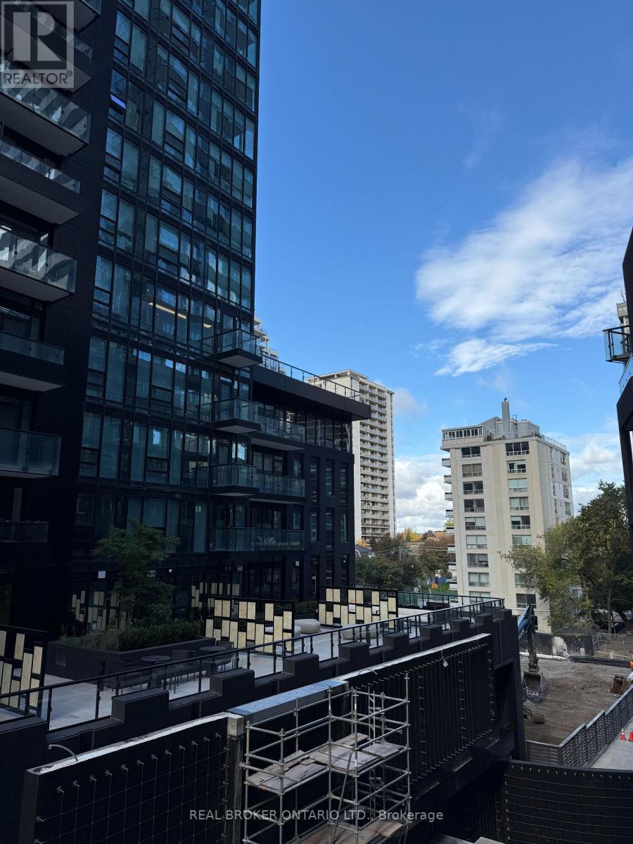 307 - 110 Broadway Avenue, Toronto, Ontario  M4P 1V7 - Photo 7 - C12558438