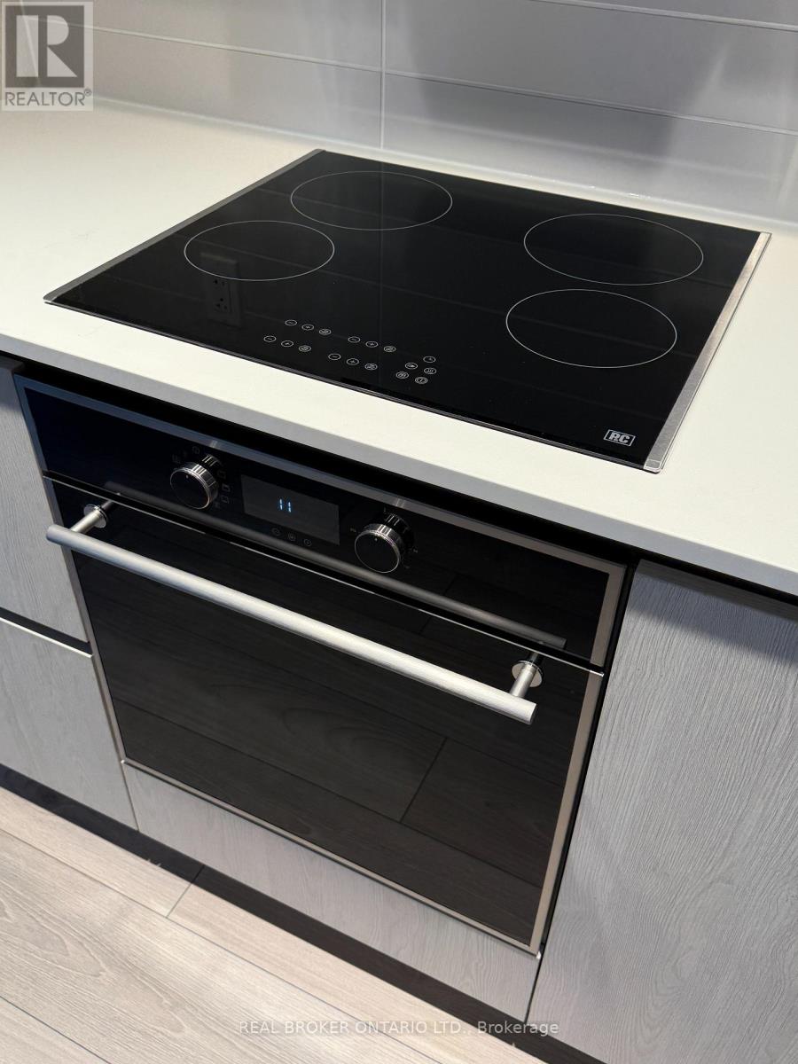 307 - 110 Broadway Avenue, Toronto, Ontario  M4P 1V7 - Photo 9 - C12558438