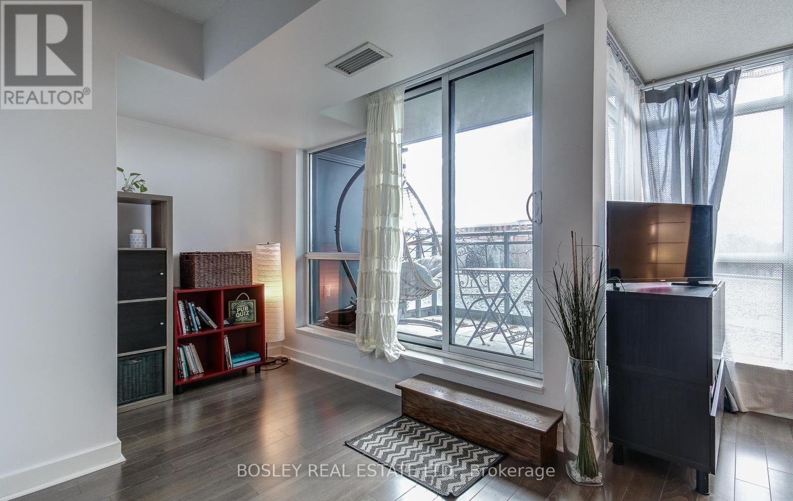 412 - 1171 Queen Street W, Toronto, Ontario  M6J 1J6 - Photo 15 - C12558476