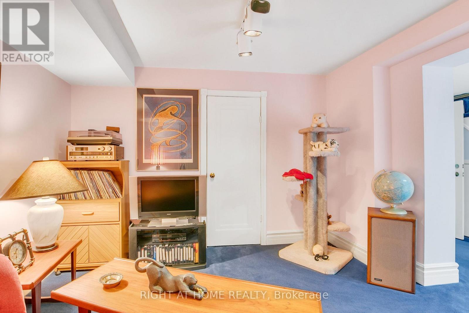 77 Ava Road, Toronto, Ontario  M6C 1V6 - Photo 24 - C12558498