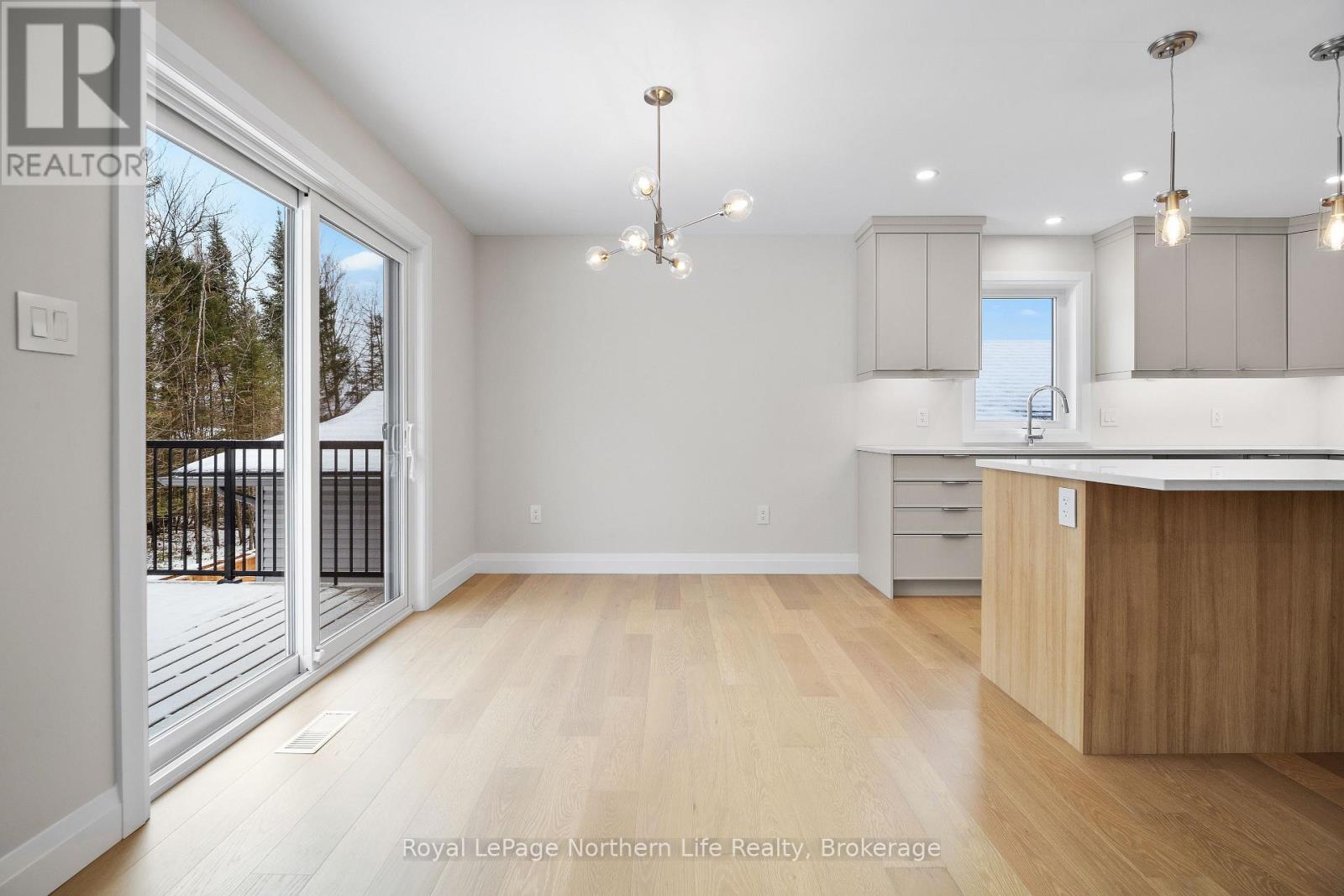 134 Andrew Avenue, North Bay, Ontario  P1B 0G8 - Photo 11 - X12558096