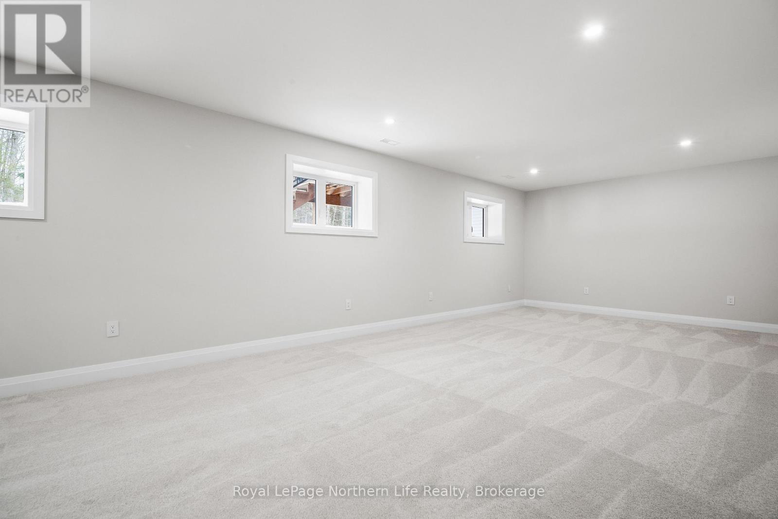 134 Andrew Avenue, North Bay, Ontario  P1B 0G8 - Photo 34 - X12558096