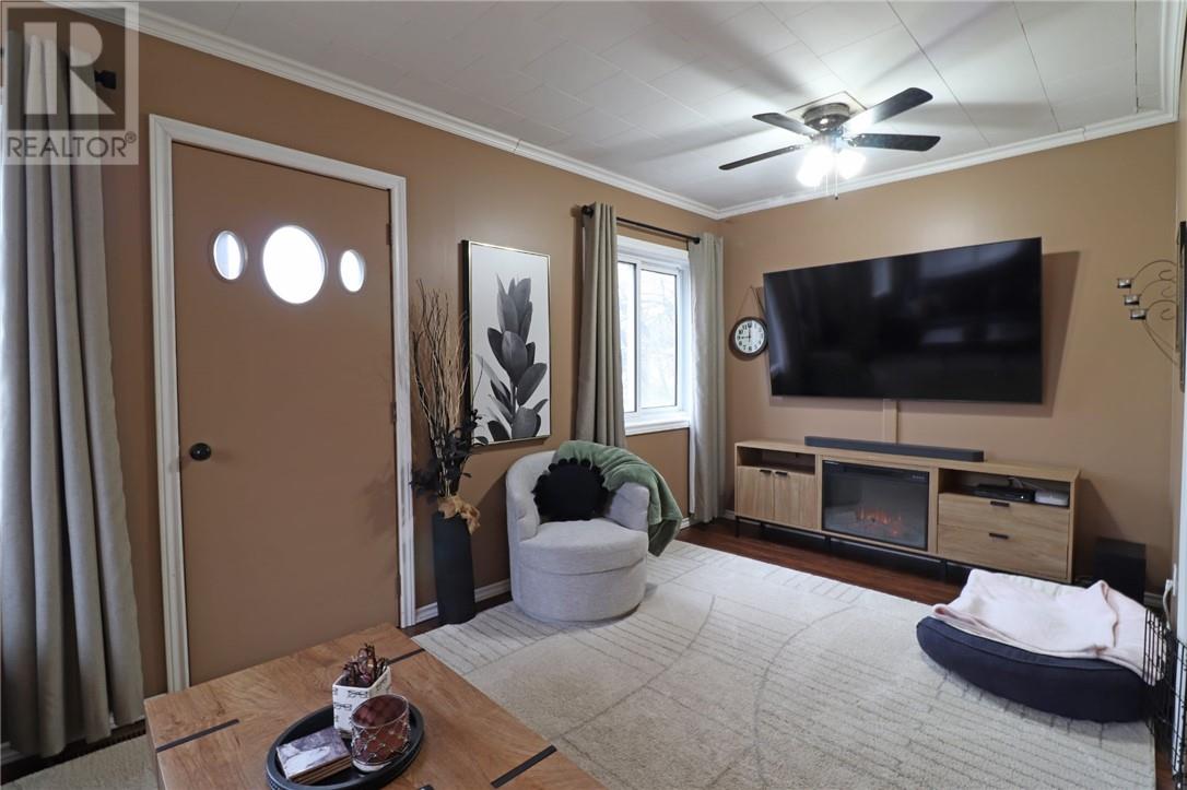 27 East Street, Coniston, Ontario  P0M 1M0 - Photo 7 - 2125705