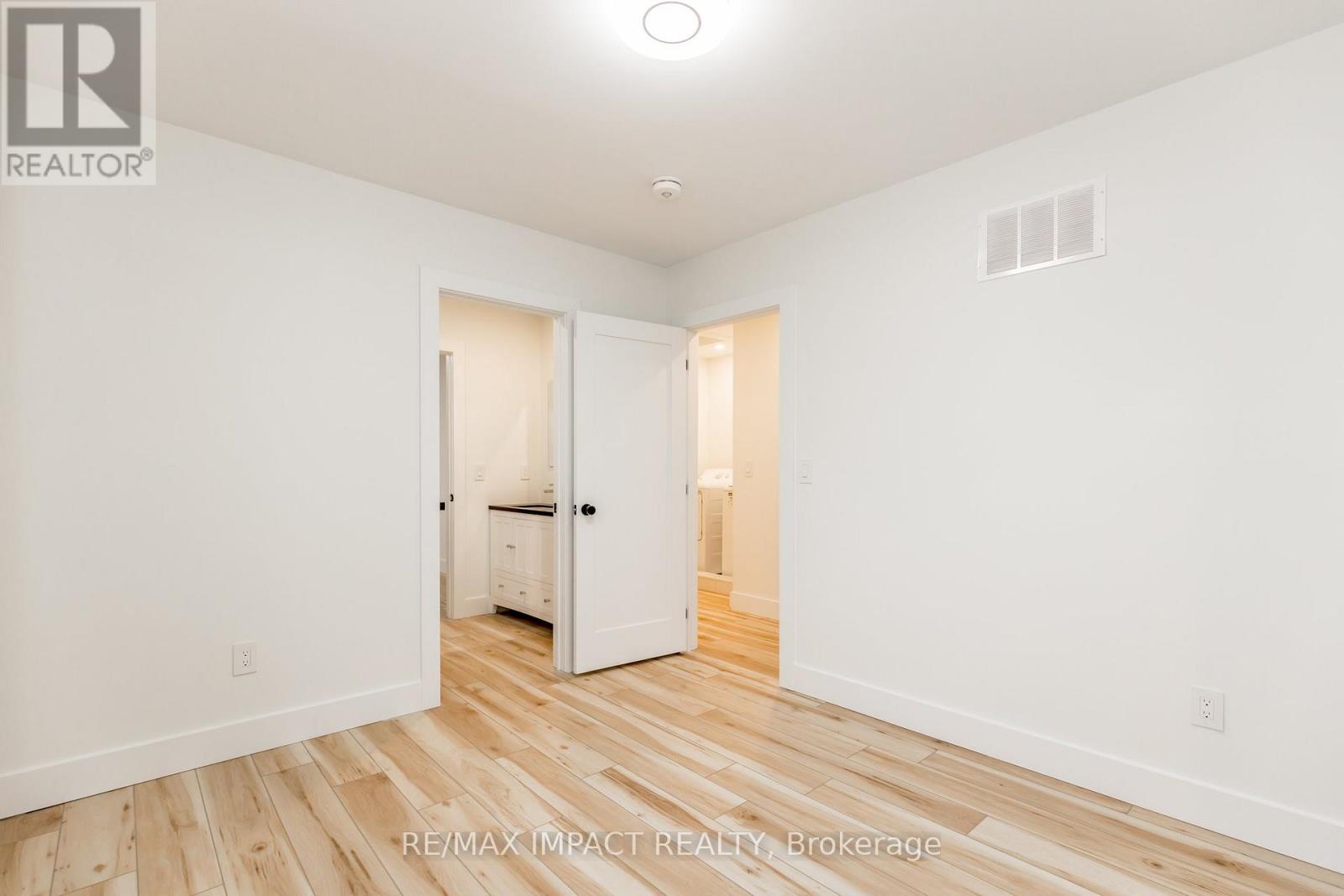 781 Oliva Street, Pickering, Ontario  L1W 2V9 - Photo 30 - E12558264