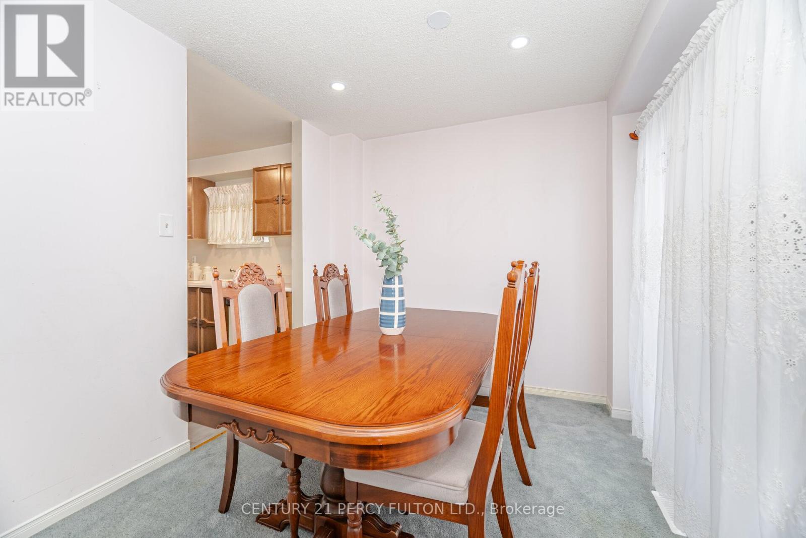 1399 Anton Square, Pickering, Ontario L1V 5T5 - Photo 11 - E12558354