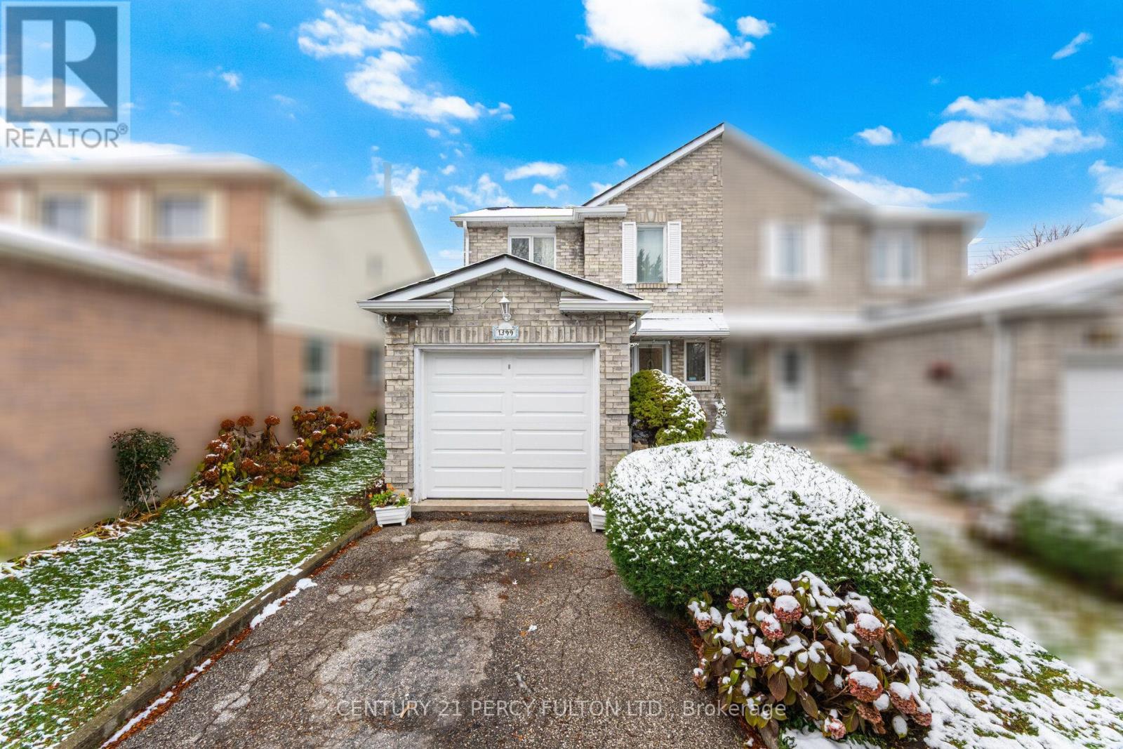1399 Anton Square, Pickering, Ontario L1V 5T5 - Photo 3 - E12558354