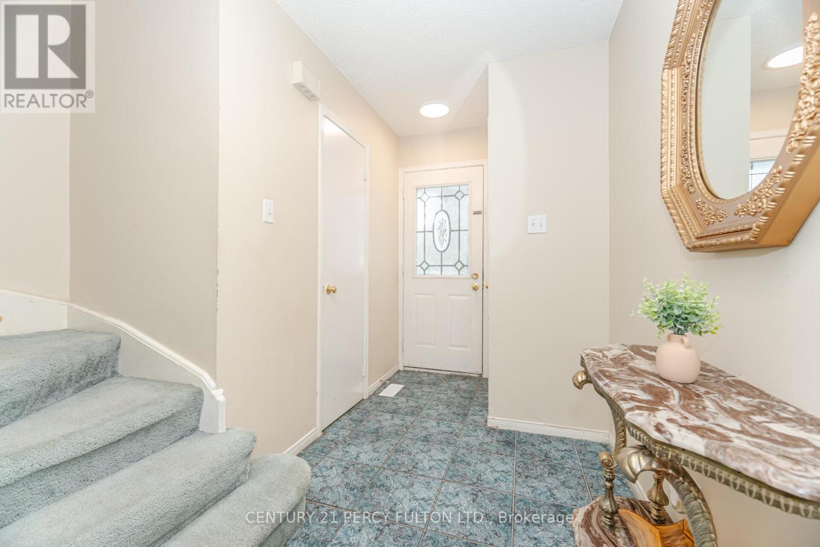 1399 Anton Square, Pickering, Ontario L1V 5T5 - Photo 5 - E12558354