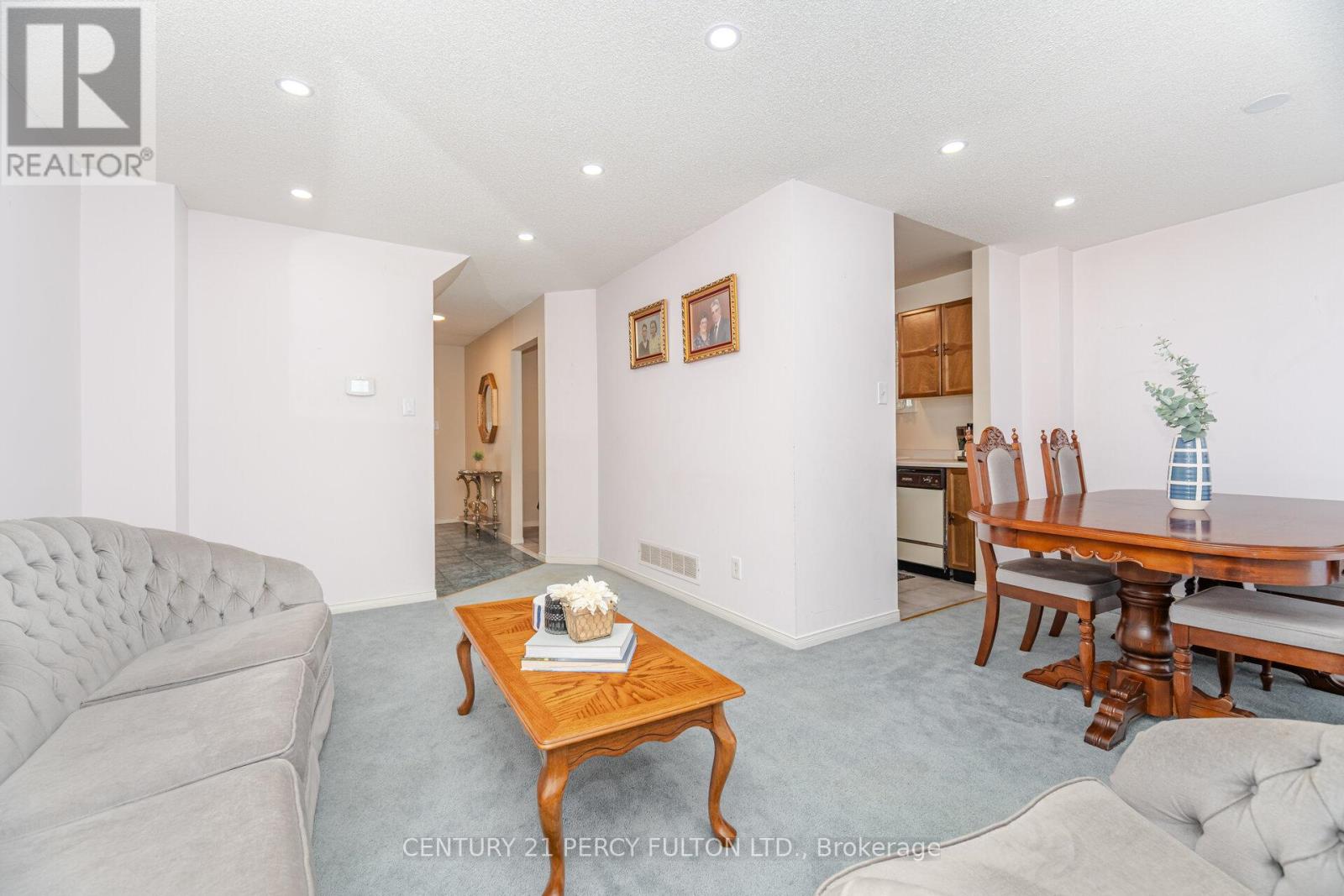 1399 Anton Square, Pickering, Ontario L1V 5T5 - Photo 9 - E12558354