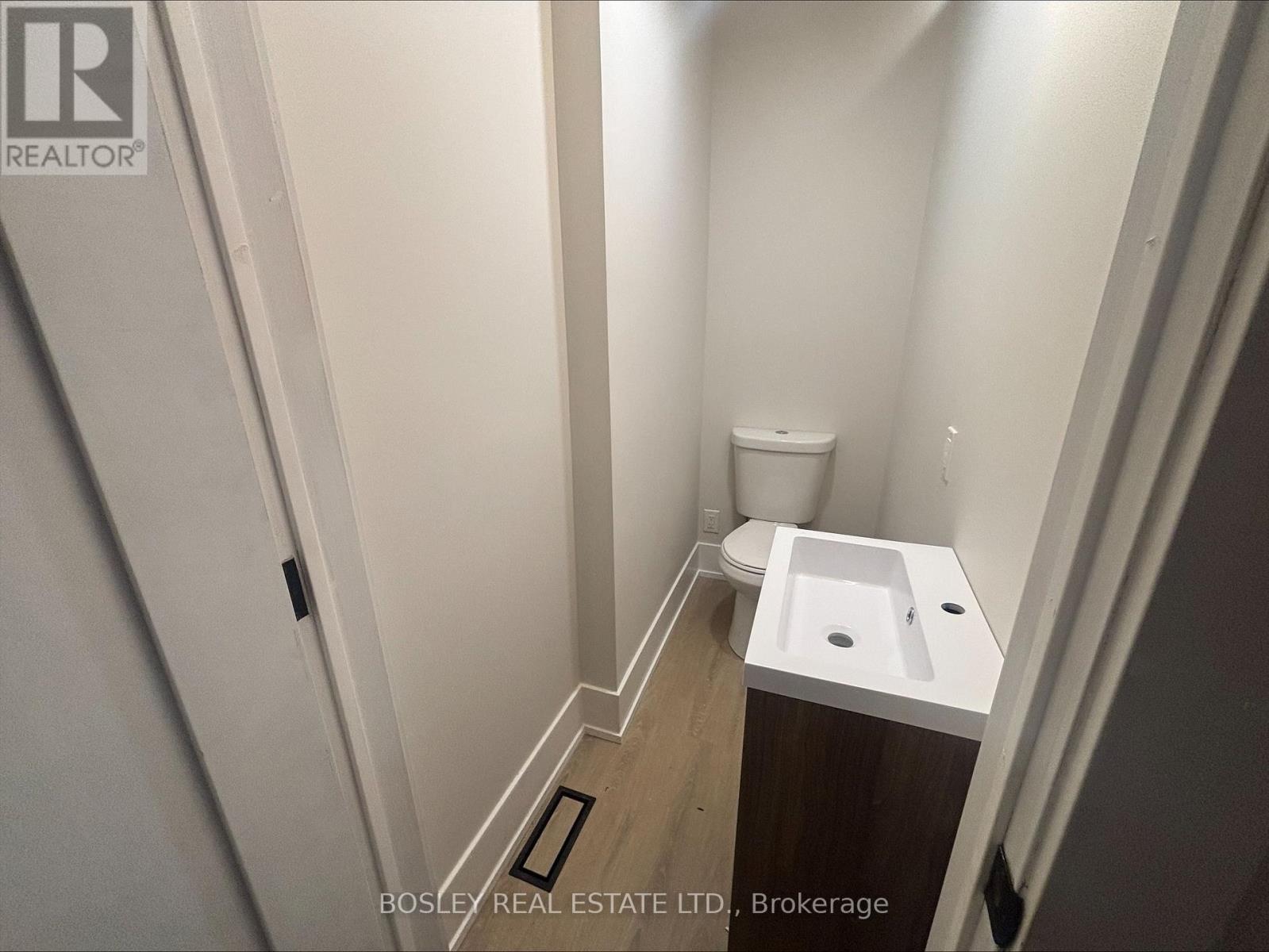 Unit # 1 - 686 Rhodes Avenue, Toronto, Ontario  M4J 4X6 - Photo 6 - E12541904