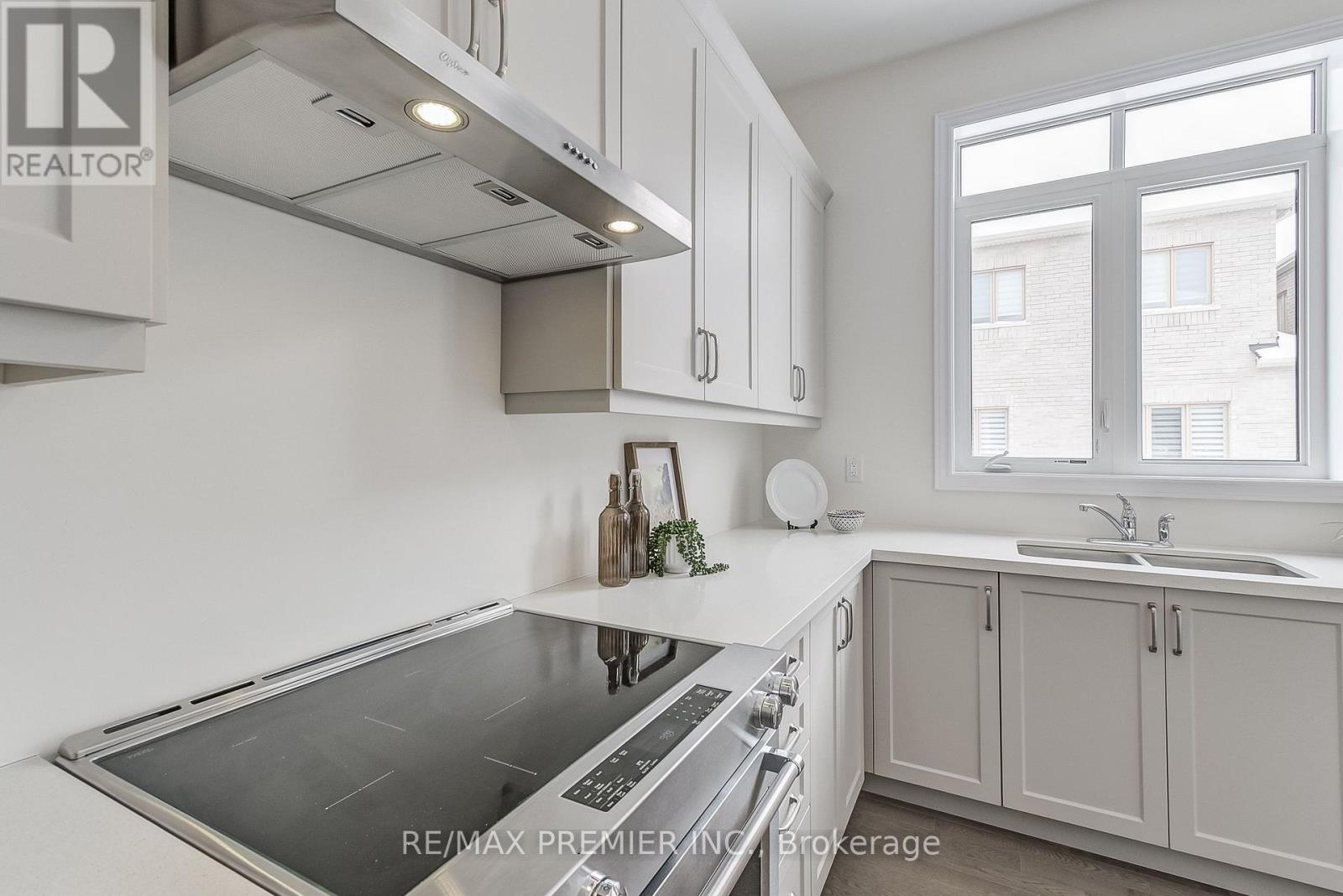 Lot 147 - 199 Fallharvest Way, Whitchurch-Stouffville, Ontario  L4A 0S1 - Photo 19 - N12533688