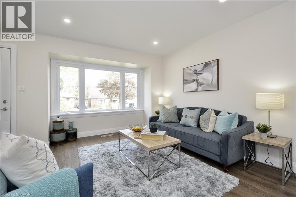 Property at 47 FOURTH Avenue image 4