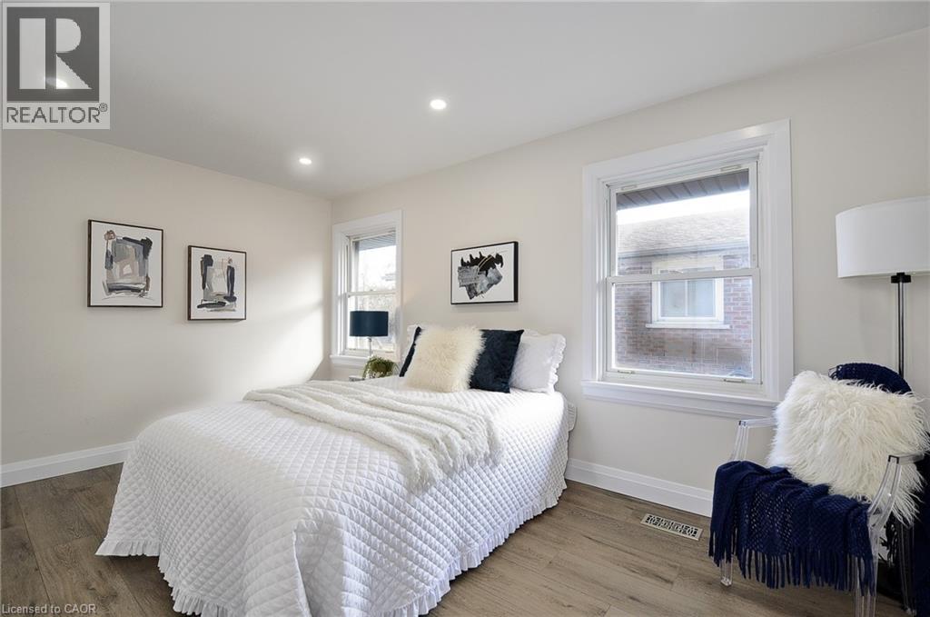 Property at 47 FOURTH Avenue image 5